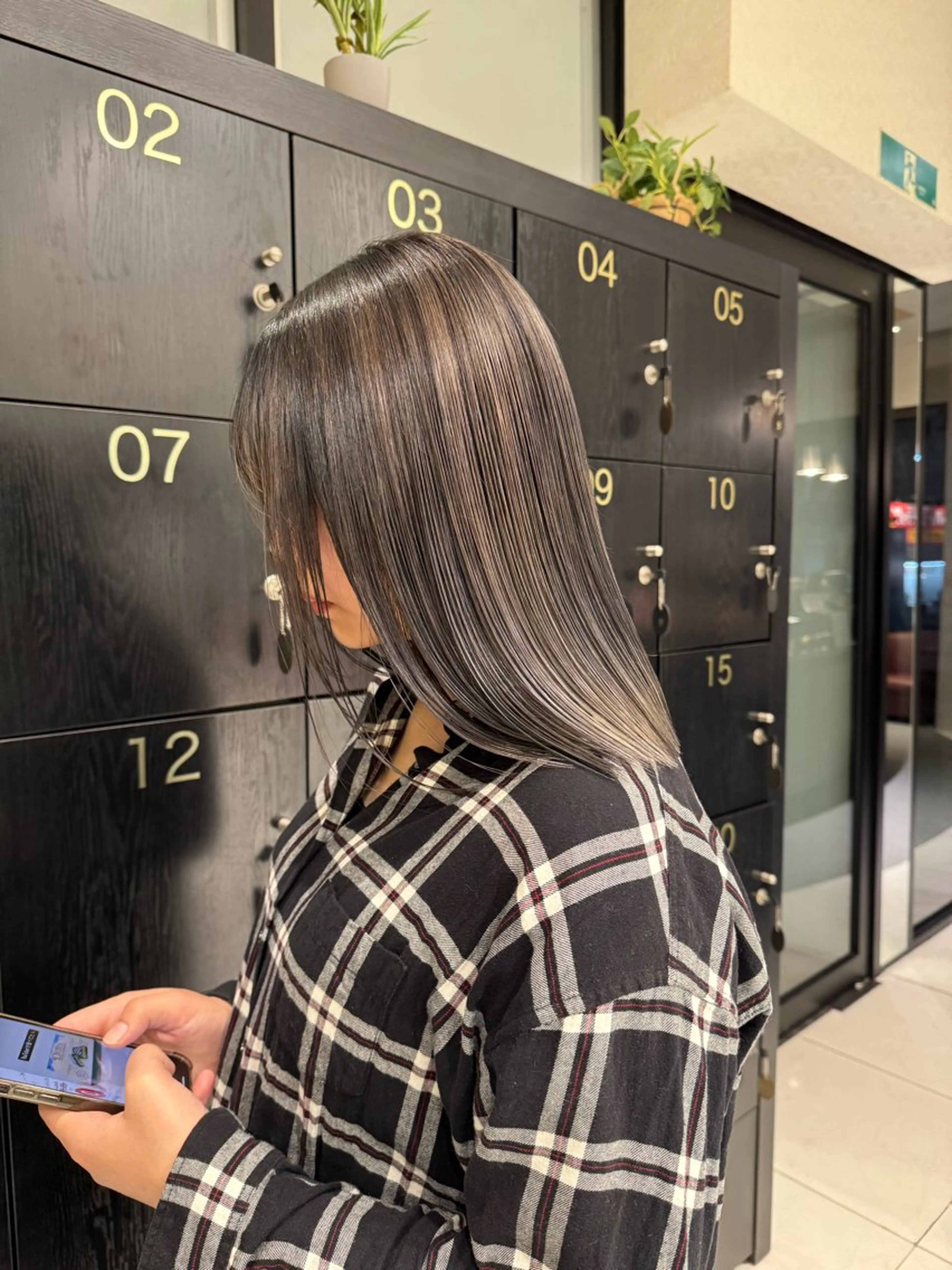 カラー 伊藤 柚奈のヘアスタイル