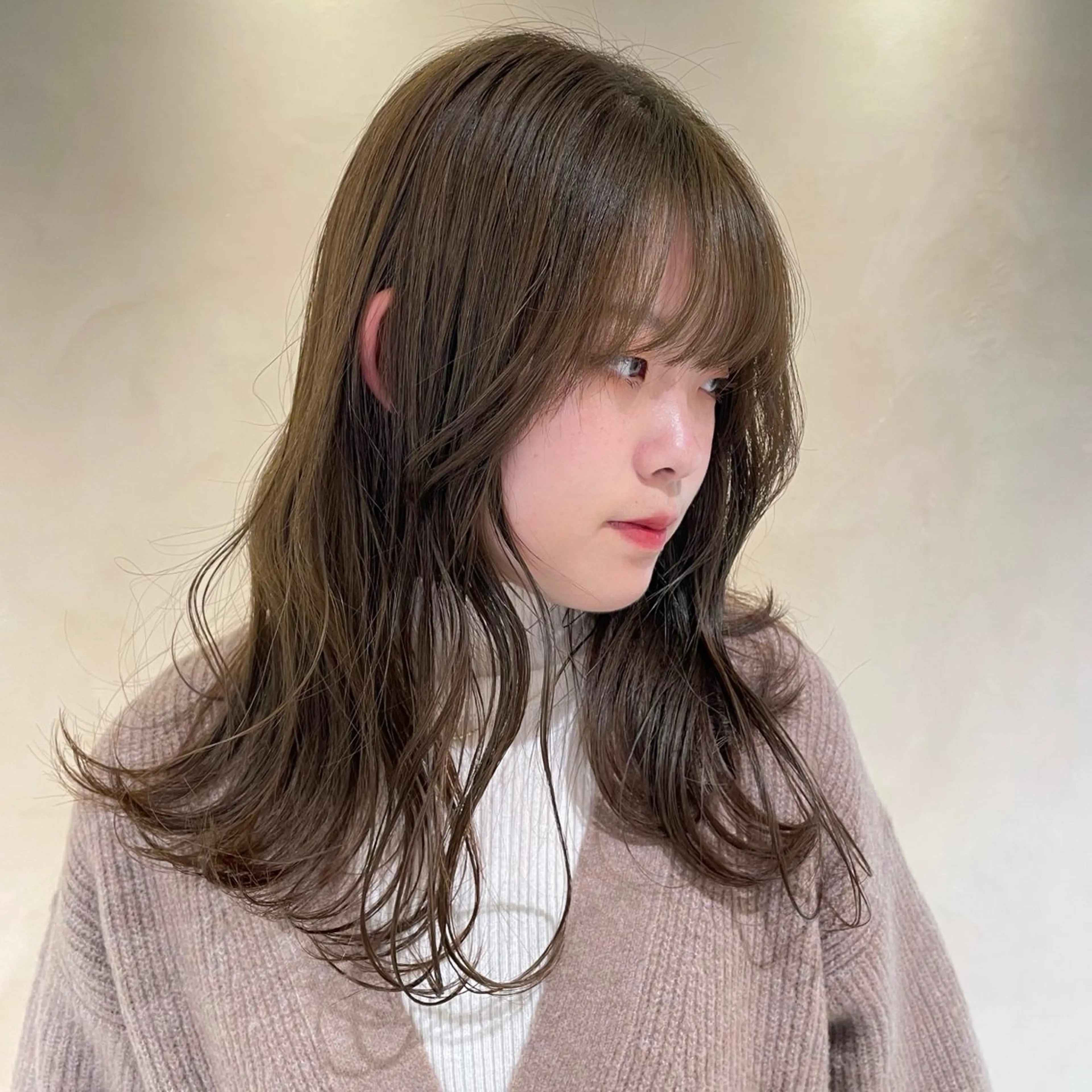 🥨平日限定クーポン🥨韓国レイヤーカット+イルミナカラー+高保湿トリートメント💫の写真