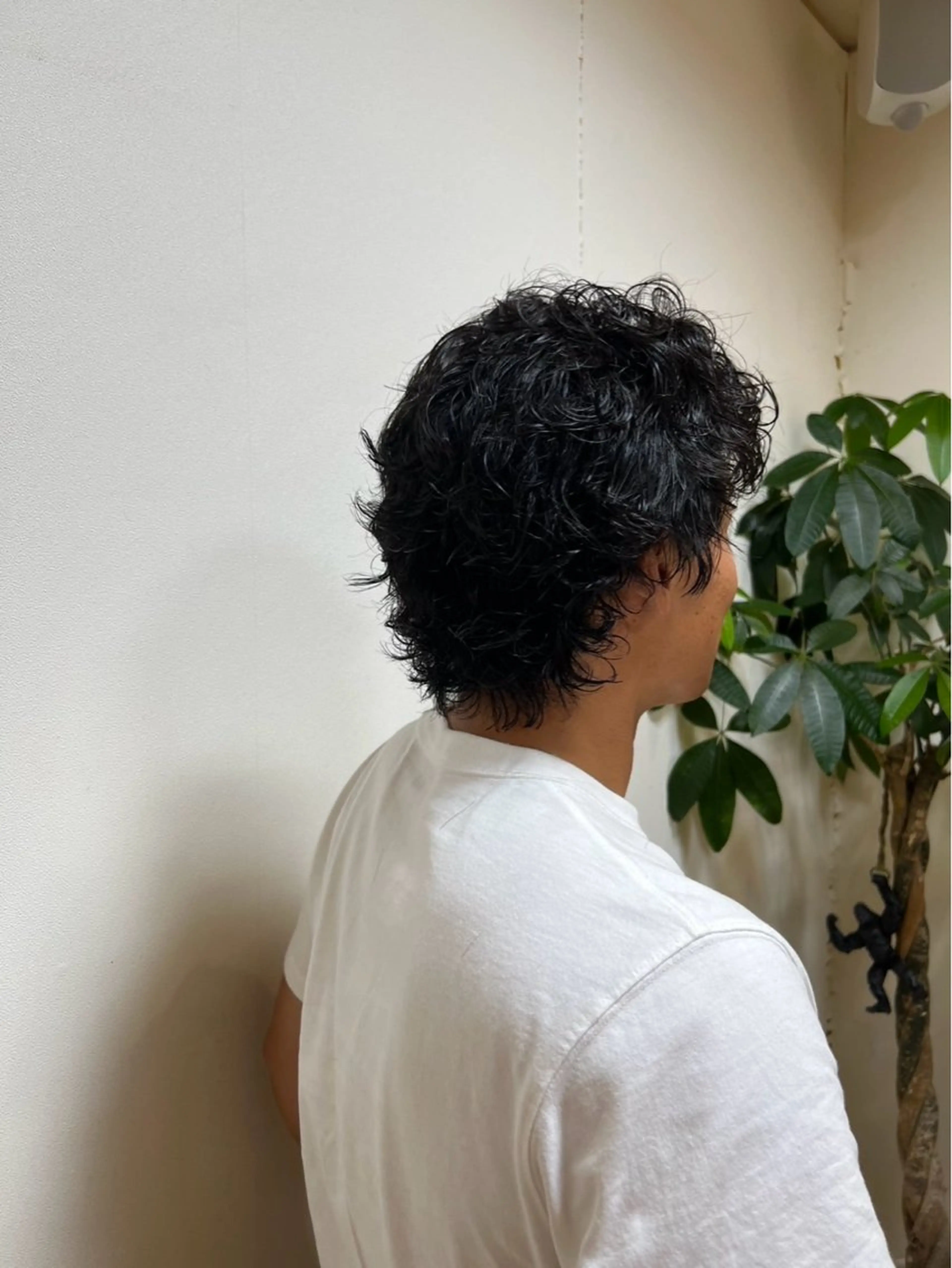 ショート パーマ メンズ メンズパーマ スパイキーショート ショートヘア HAIR chic所属・澤越 遥花のヘアスタイル