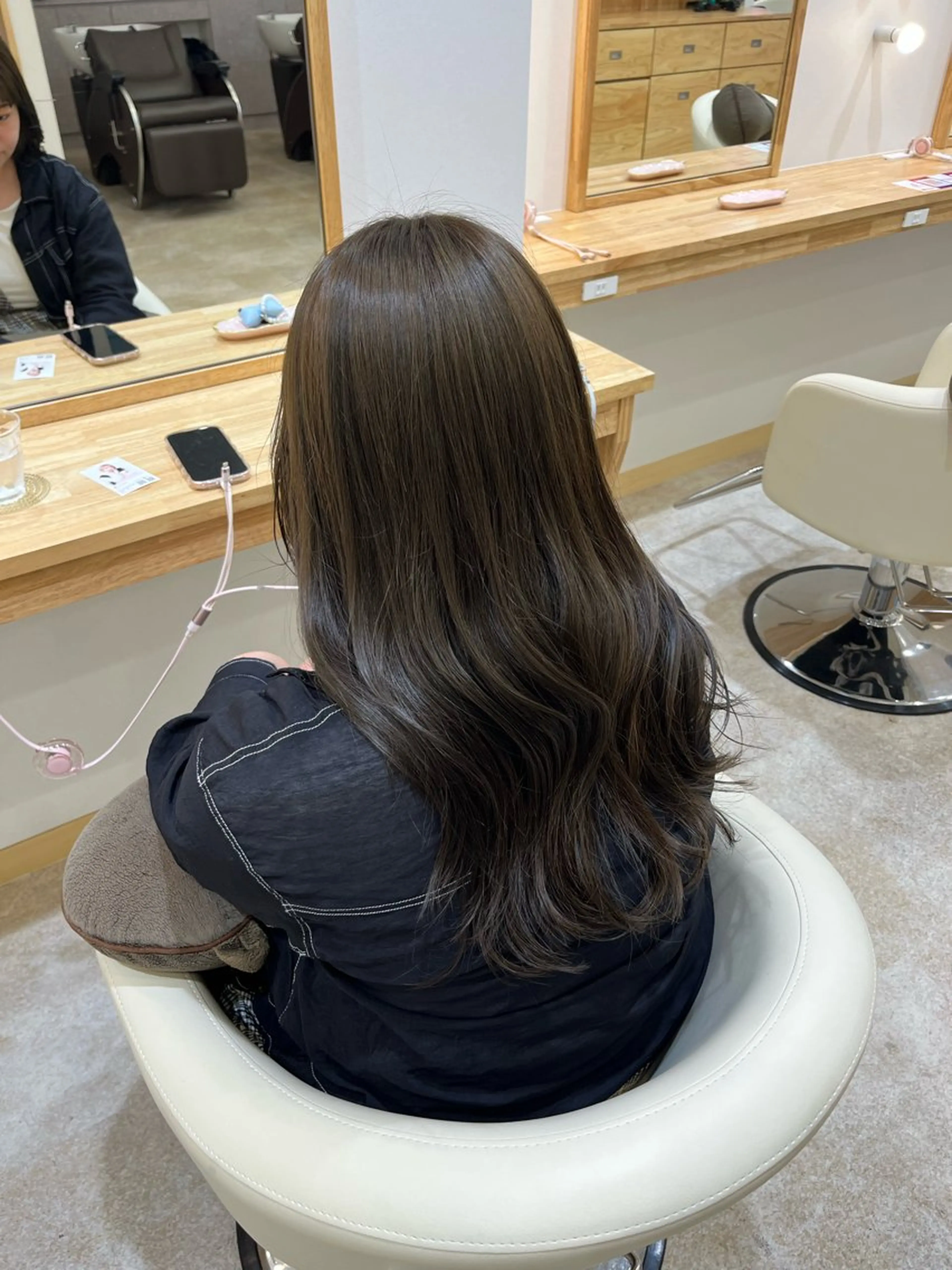 ロング カラー ベージュカラー オリーブベージュ 顔まわり/オフィス カラー/青栁優🔆のヘアスタイル