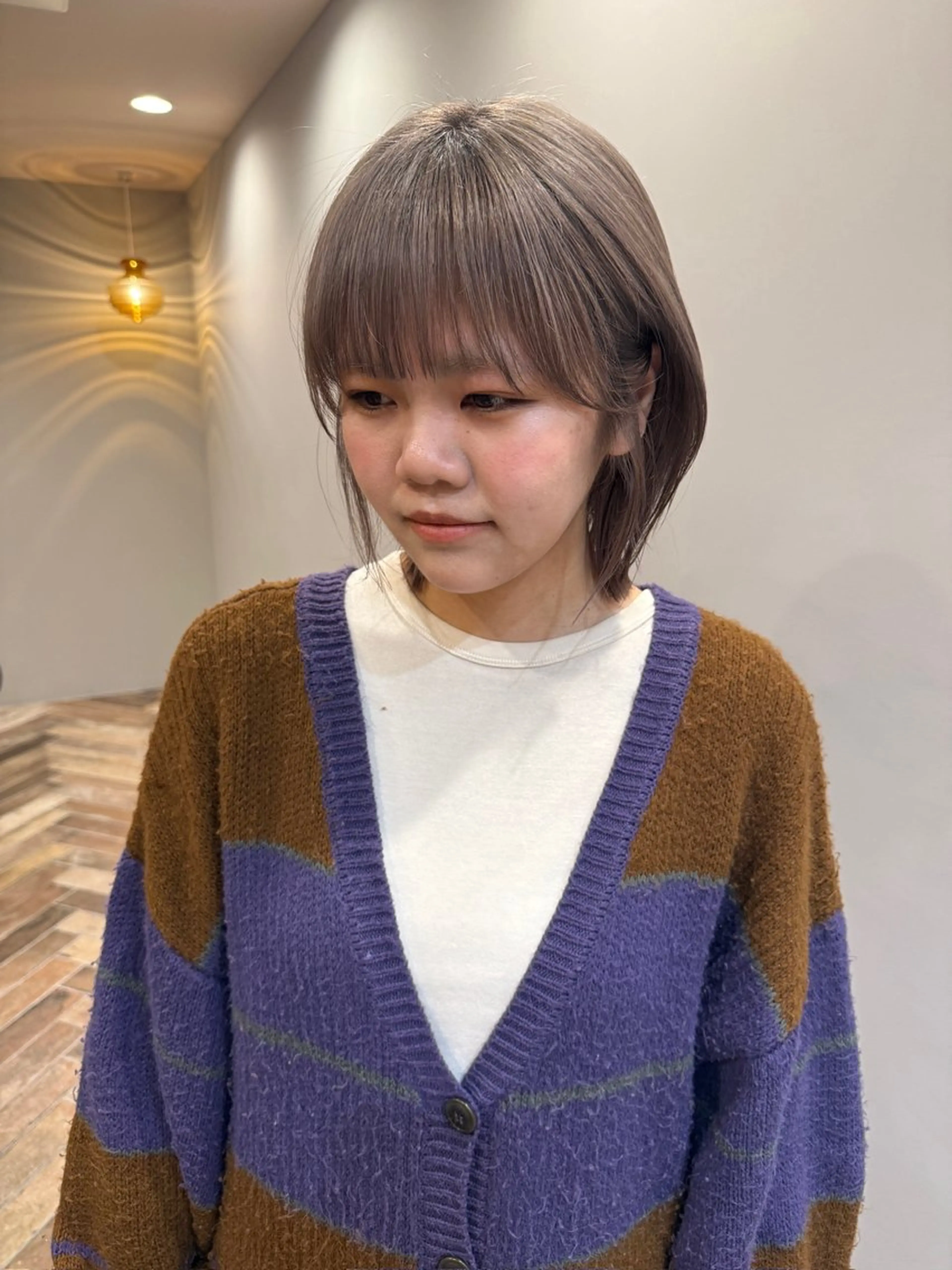 カラー グレージュ igggy所属・松岡 茉和のヘアスタイル