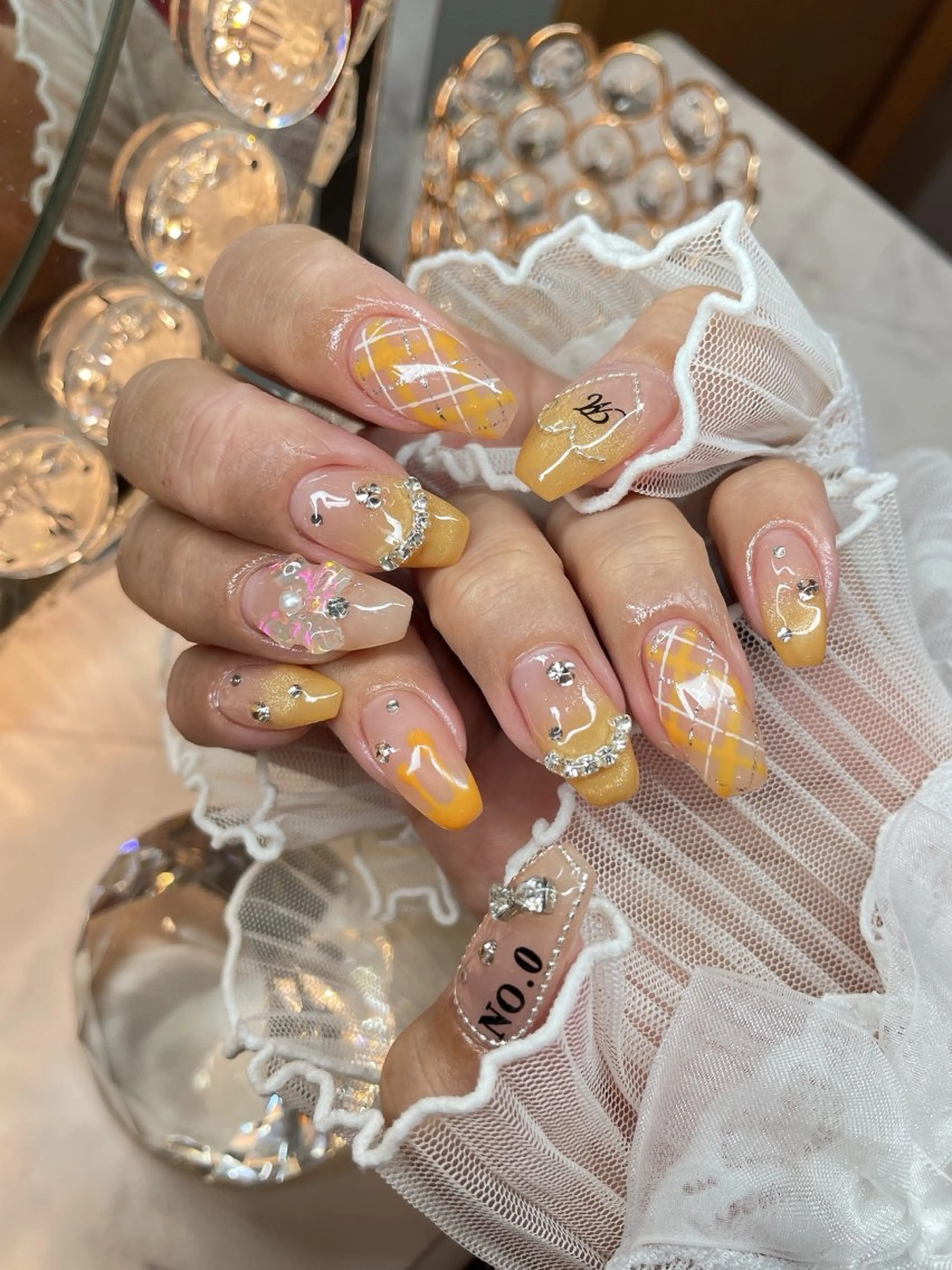 ネイル 23時まで❤︎韓国、 ワンホンネイルのネイルデザイン