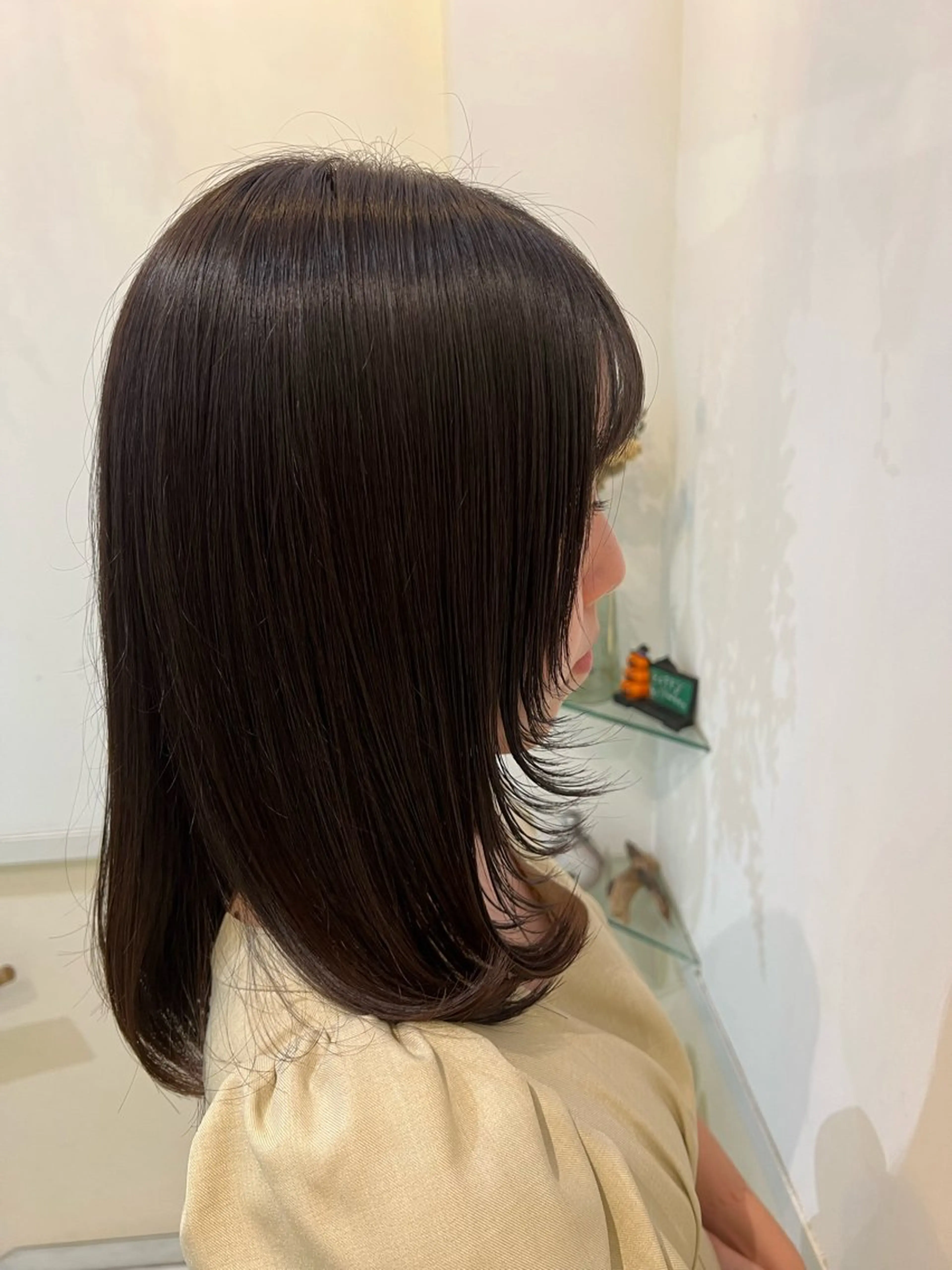 ミディアム カラー カット ヘアカラー トリートメント ブリーチしない暖色 カラー🥀杉 優菜のヘアスタイル