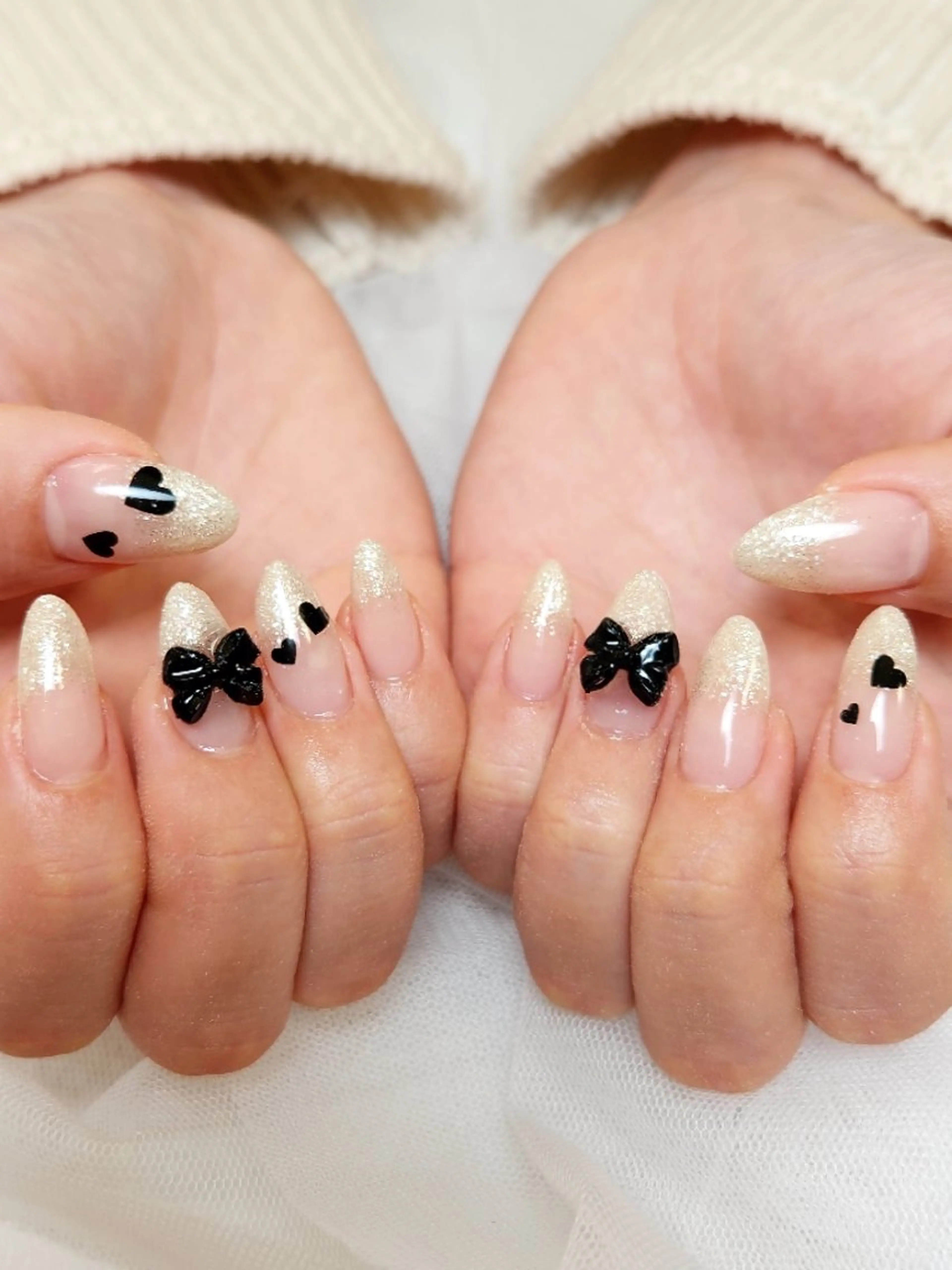 ネイル ジェルネイル ガーリー グラデーション ハート キラキラネイル Nailroom3  古屋明美のネイルデザイン