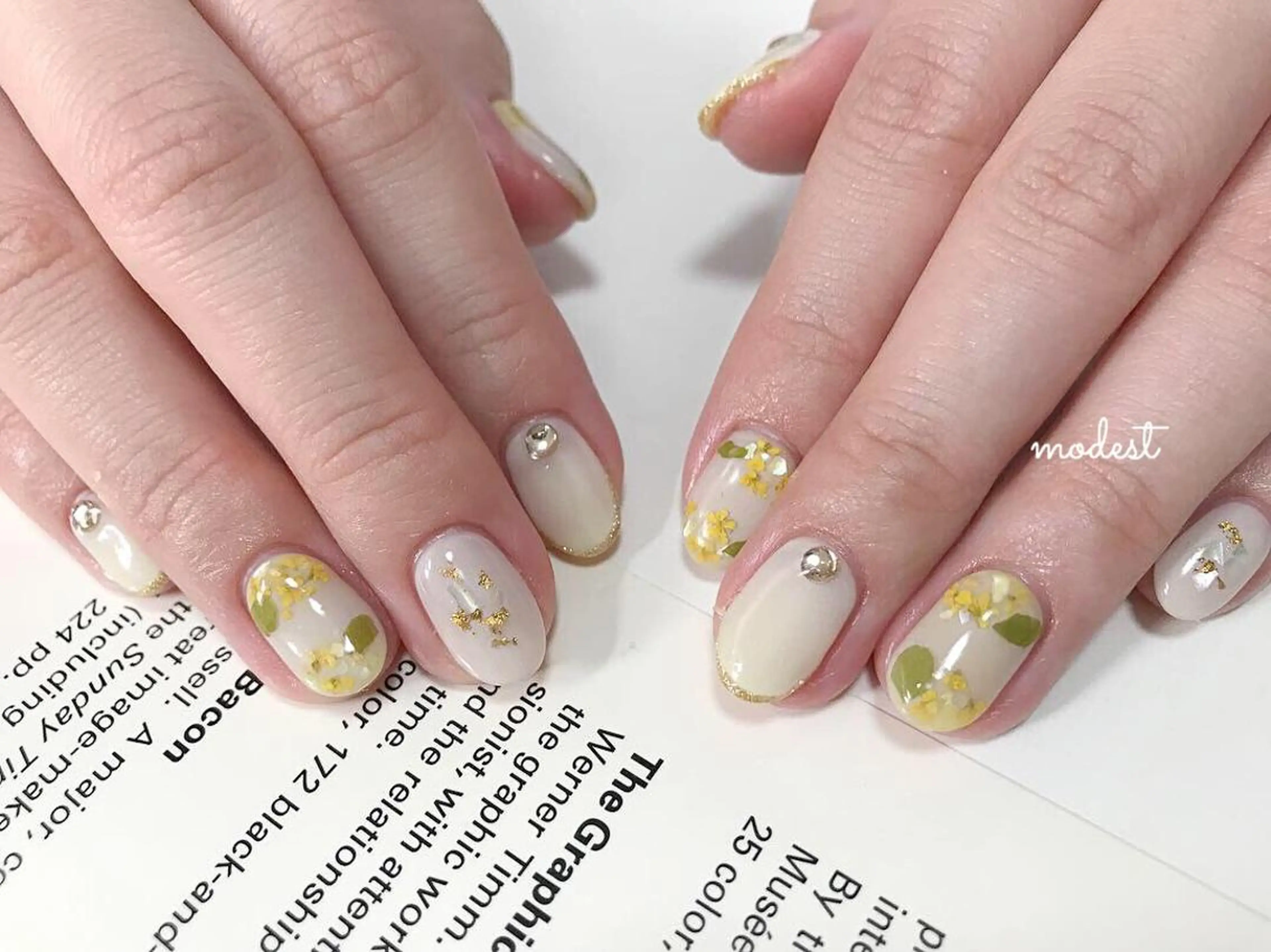 ネイル 久田 悠佳のネイルデザイン