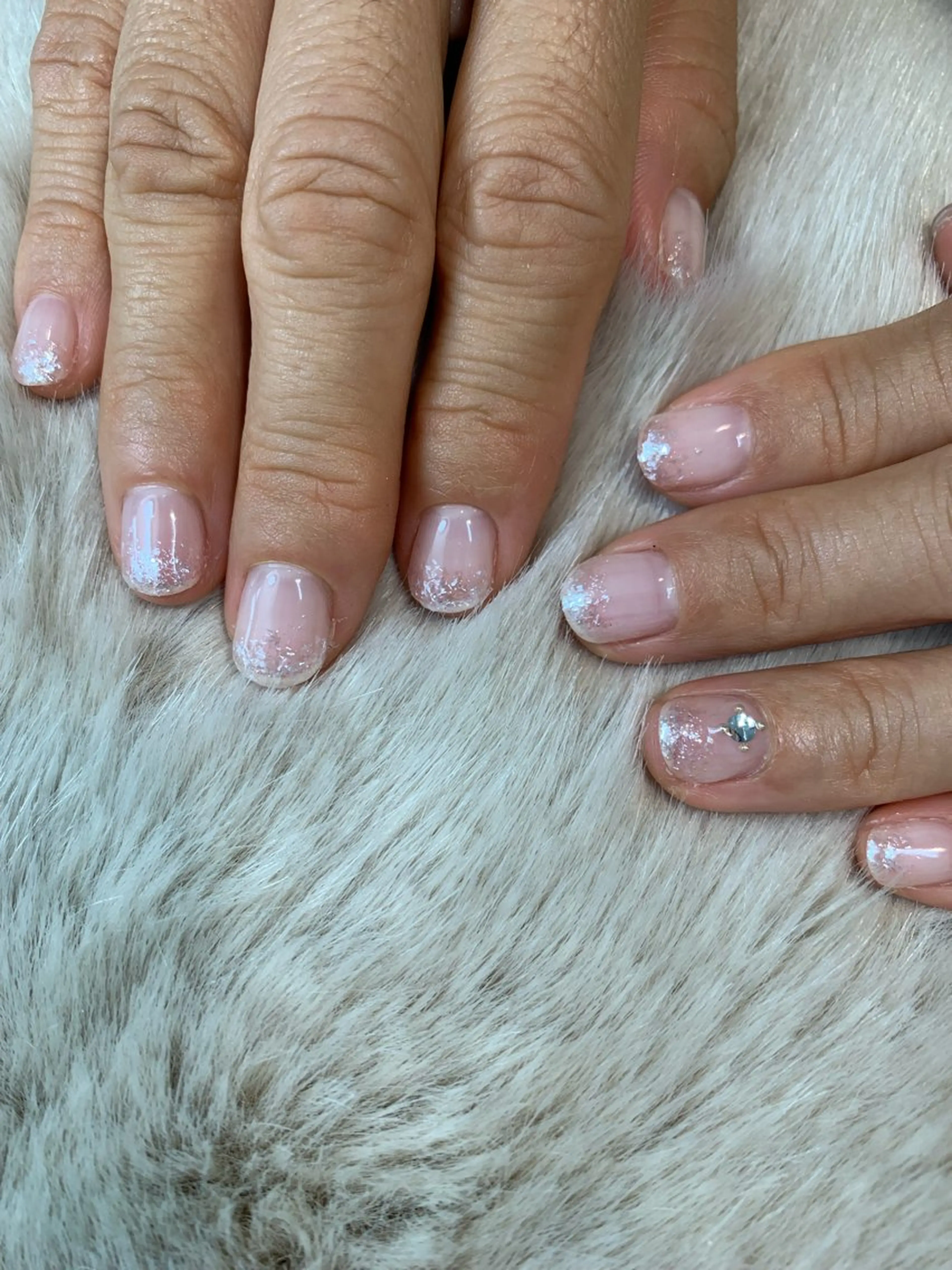 ネイル ストーンネイル アトリエ・マリス所属・福与 美幸のネイルデザイン