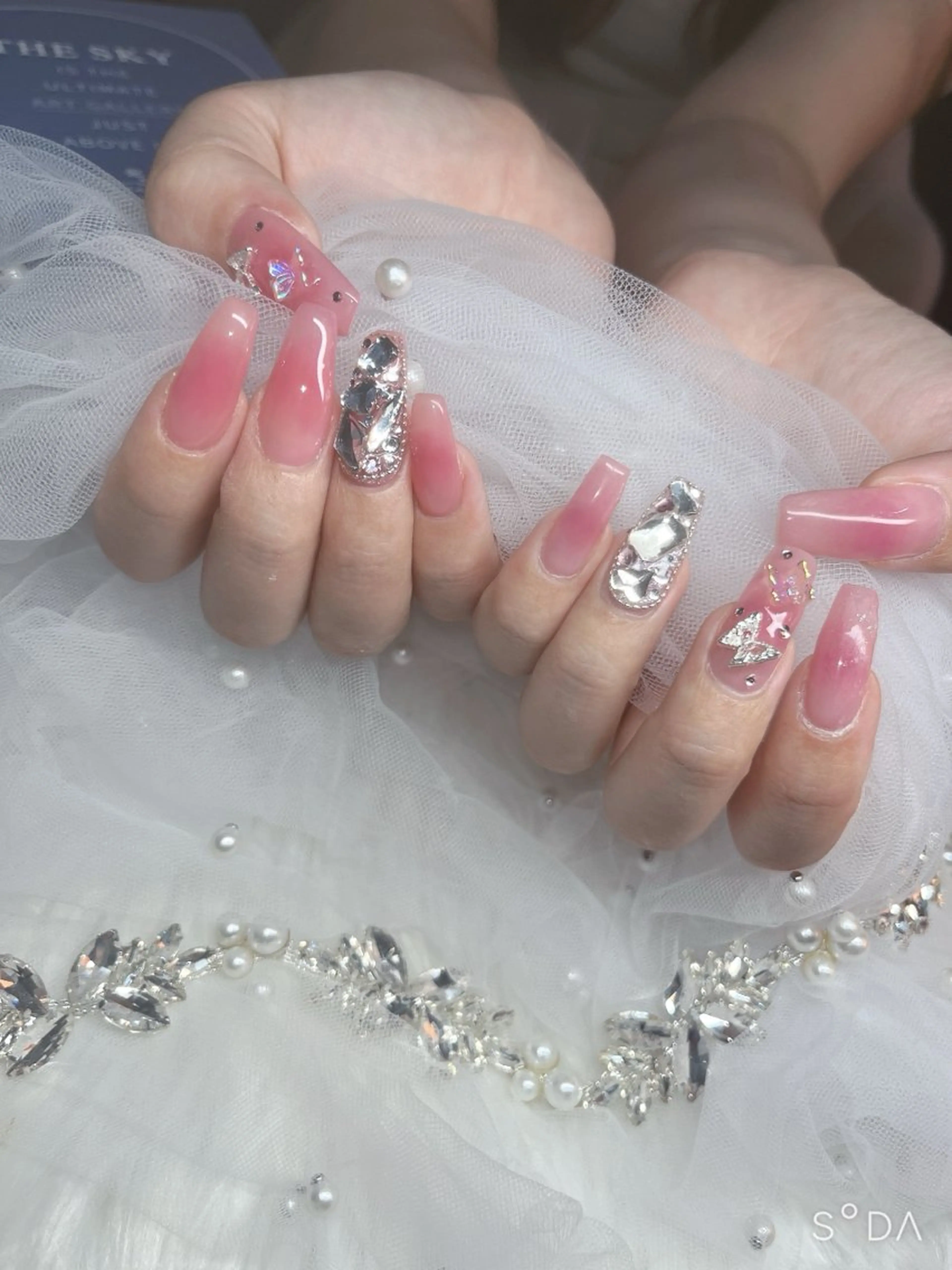 ネイル ハンドネイル CARAT/ Rinaのネイルデザイン