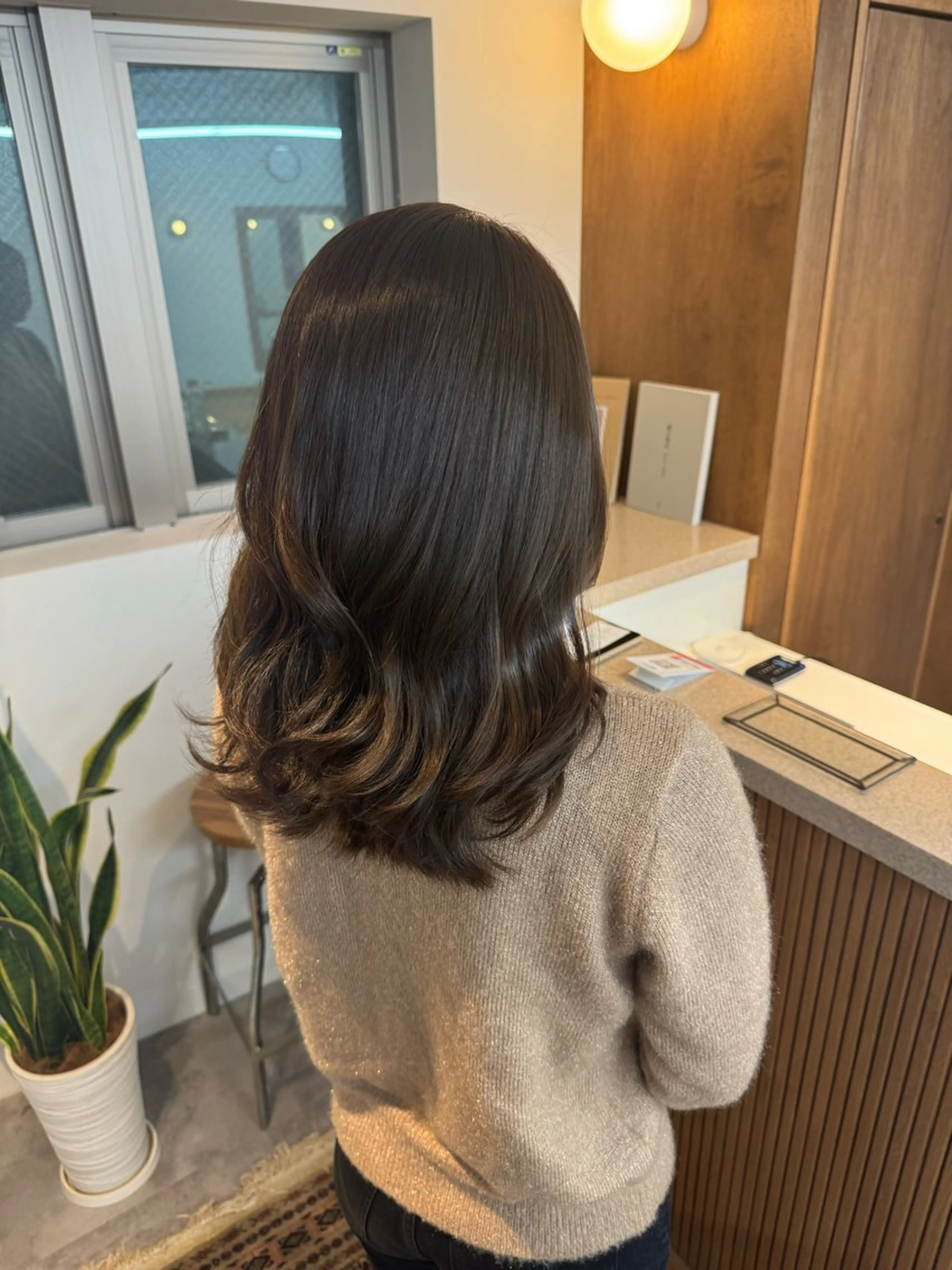 セミロング カラー aco ohnoのヘアスタイル