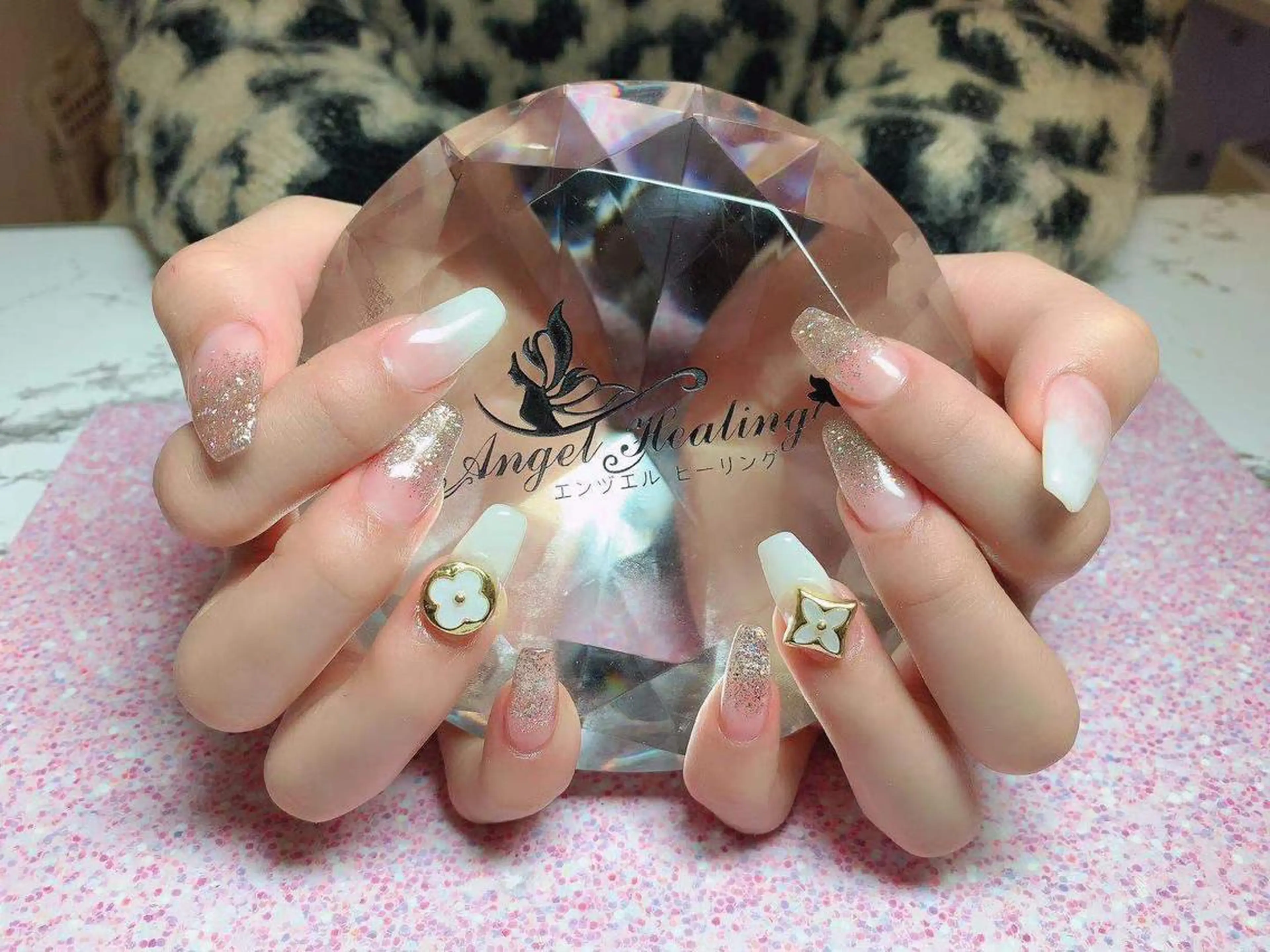 ネイル エンジェル ヒーリング 矢場町店のネイルデザイン