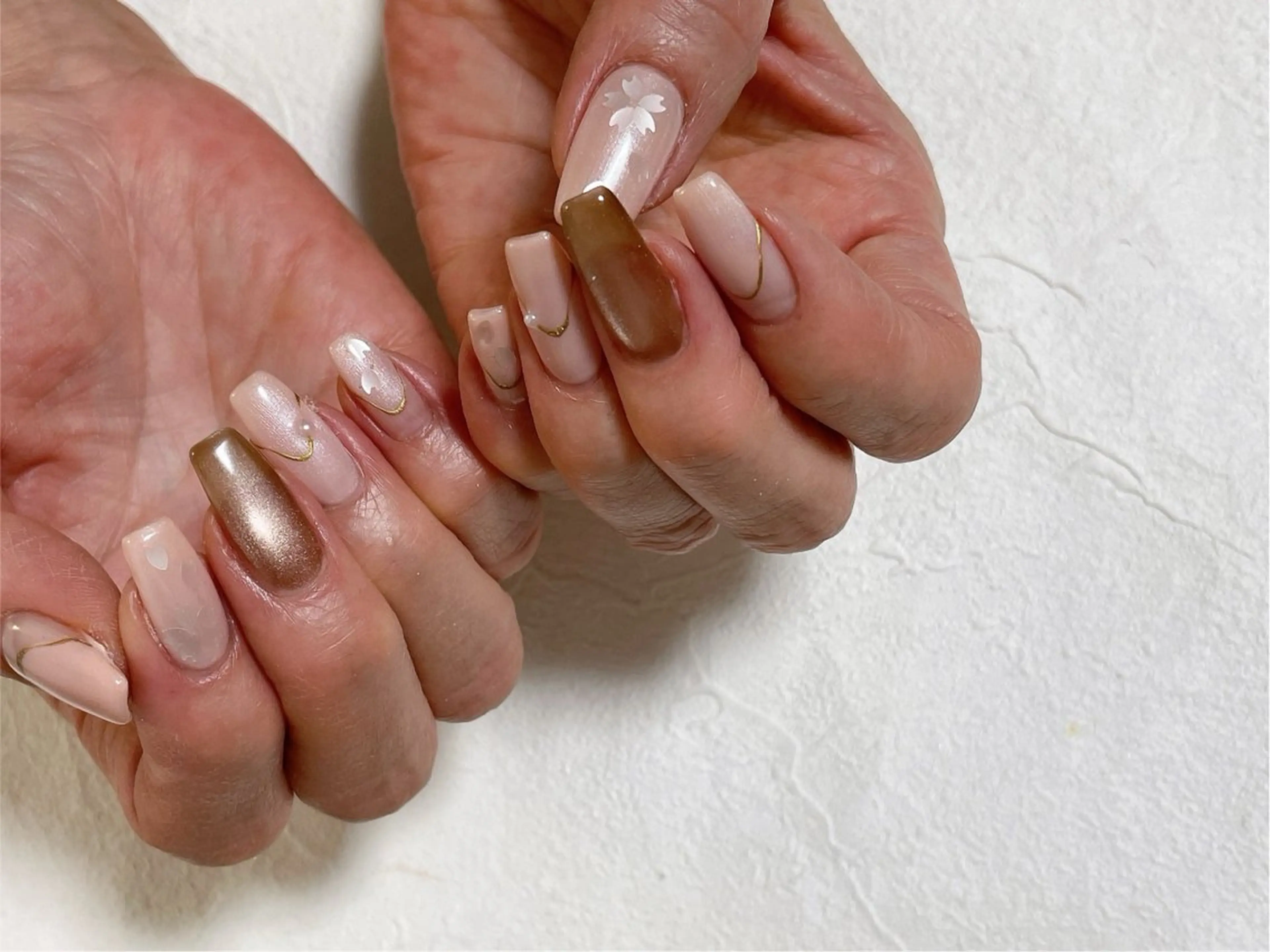 ネイル オーロラネイル 桜ネイル フットネイル フレンチネイル ジェルネイル ハンドネイル kikinail 溝の口のネイルデザイン