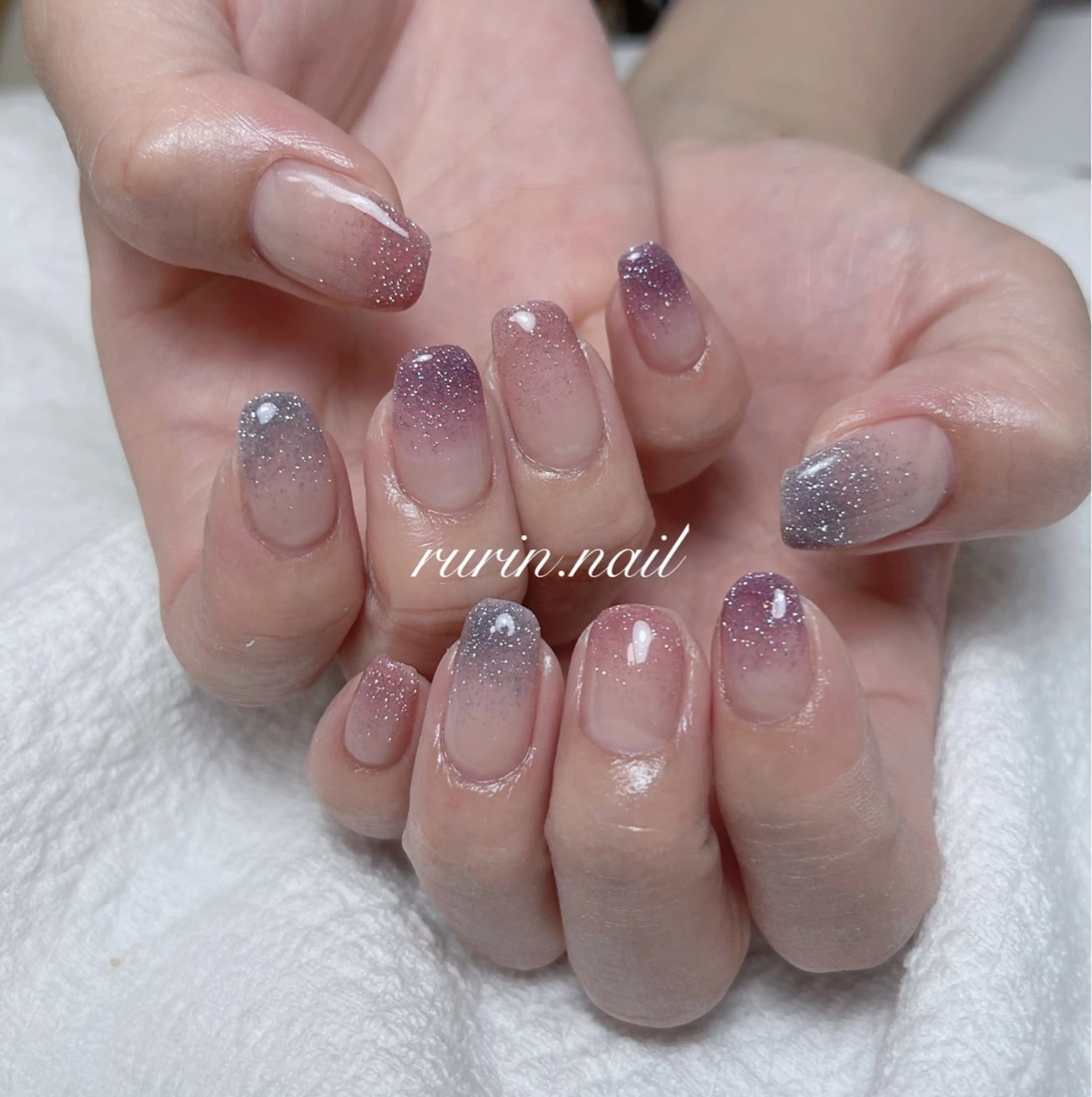 ネイル グラデーション ルリン サロン💅のネイルデザイン
