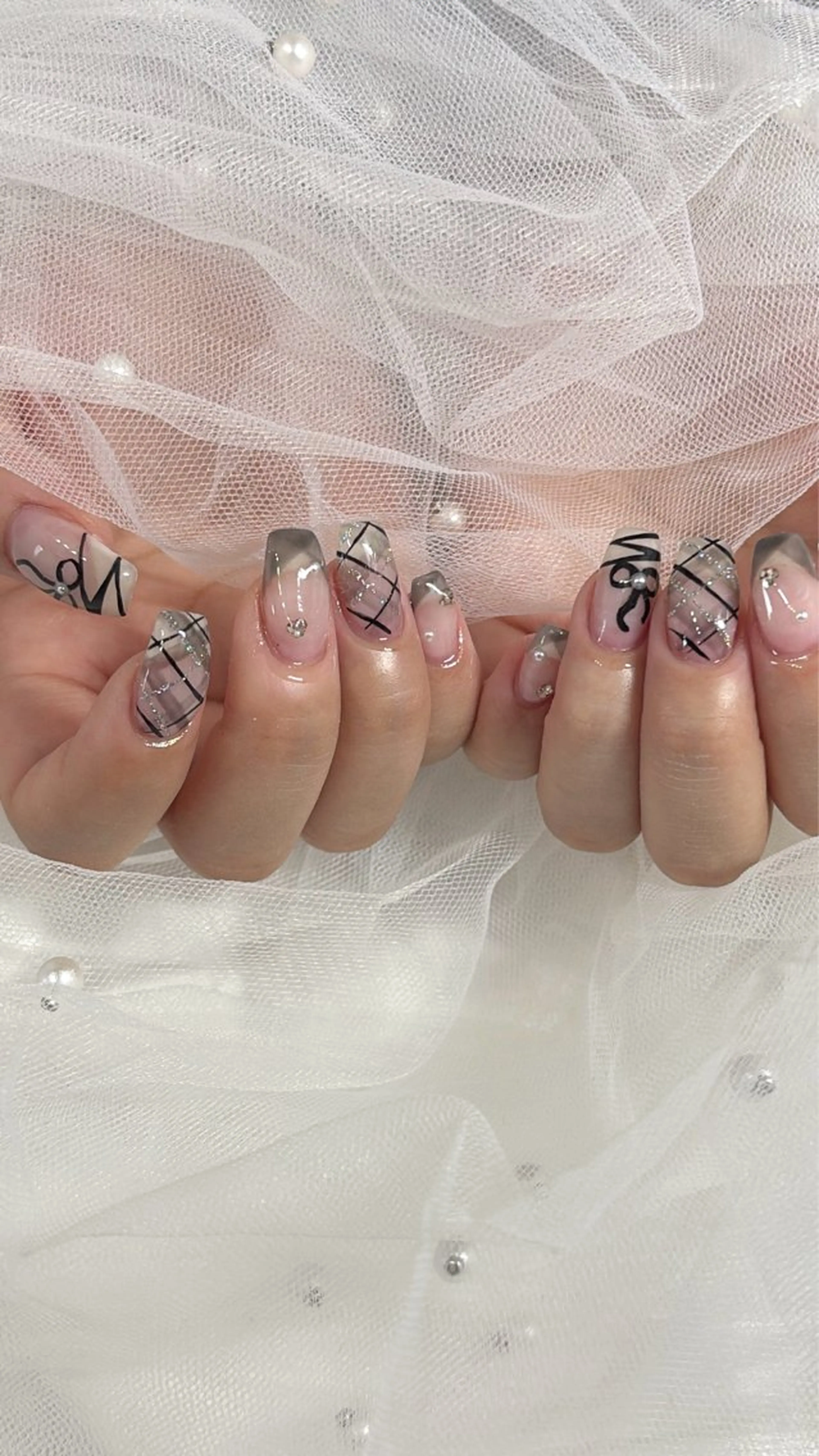 ネイル ハンドネイル 𝓇𝒶𝓃𝒶𝓃 𝓃𝒶𝒾𝓁のネイルデザイン