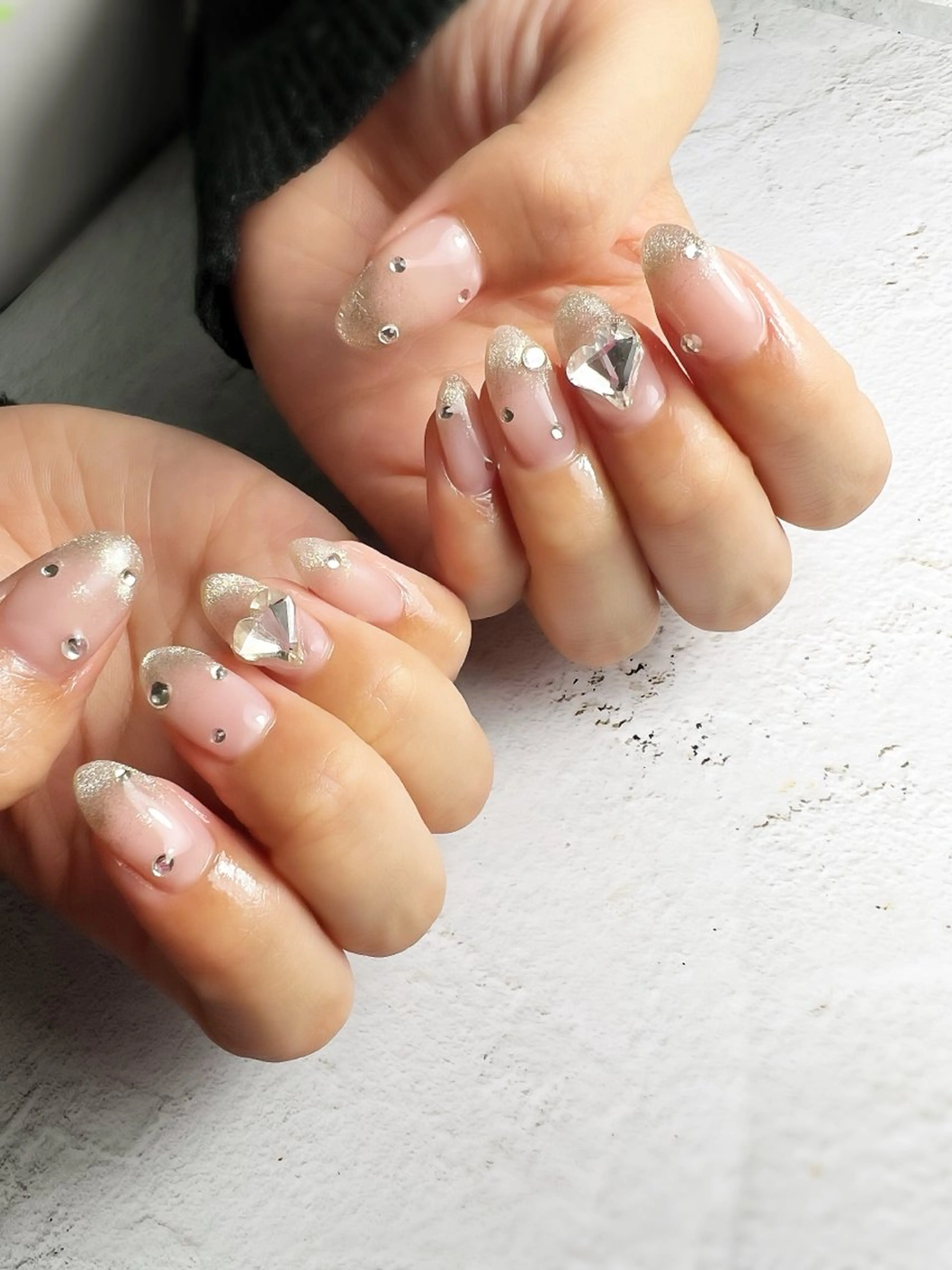 ネイル ハンドネイル フットネイル NAILsalon Laki(ラキ)のネイルデザイン