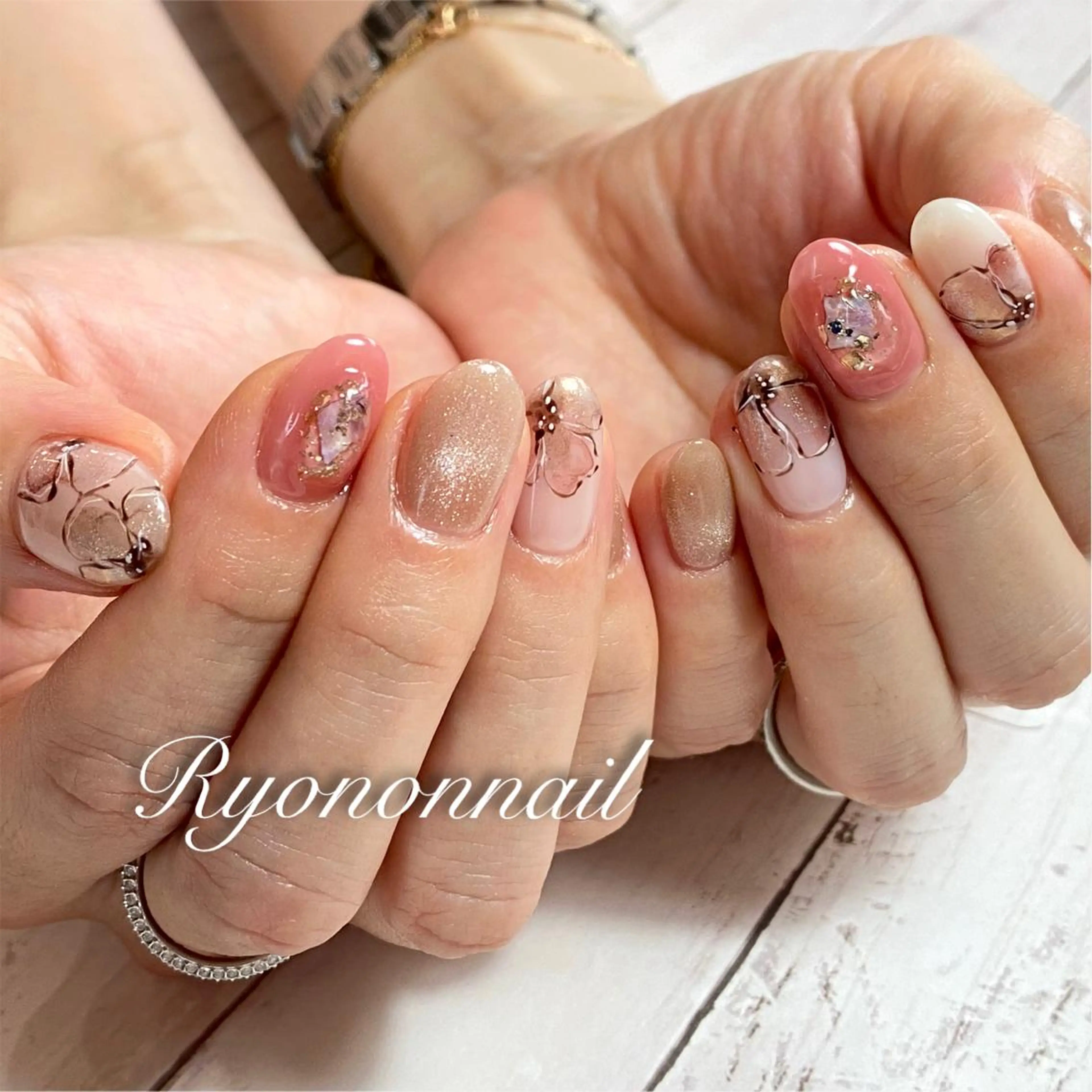 ネイル Ryononnail(リョノンネイル)所属・Ryononnail 上谷典子のネイルデザイン
