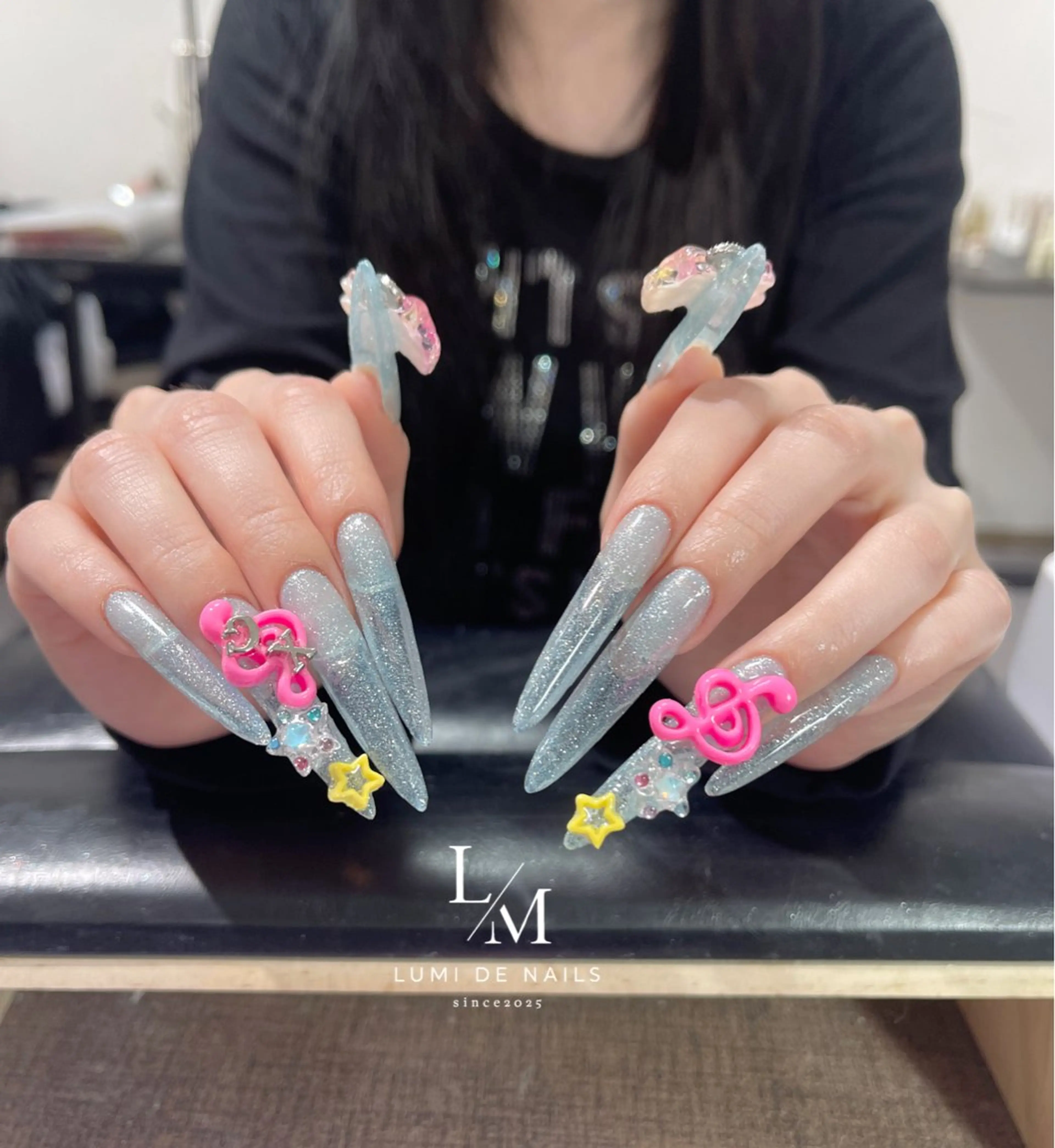 ネイル グラデーション ラメ(グリッター) マグネットネイル ミラーネイル ニュアンスネイル ハンドネイル Lumi de nailsのネイルデザイン