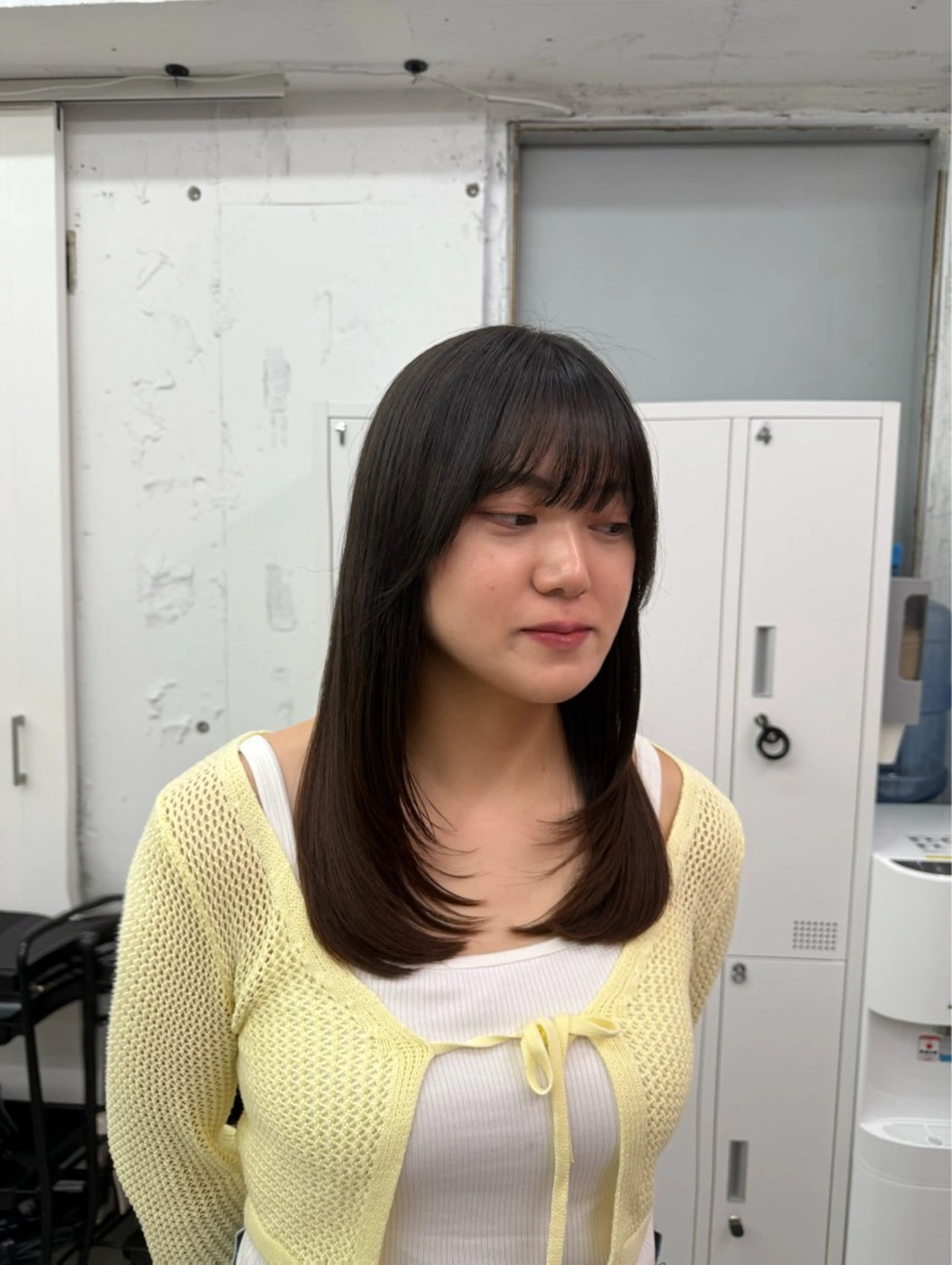 セミロング 今園 桃愛のヘアスタイル