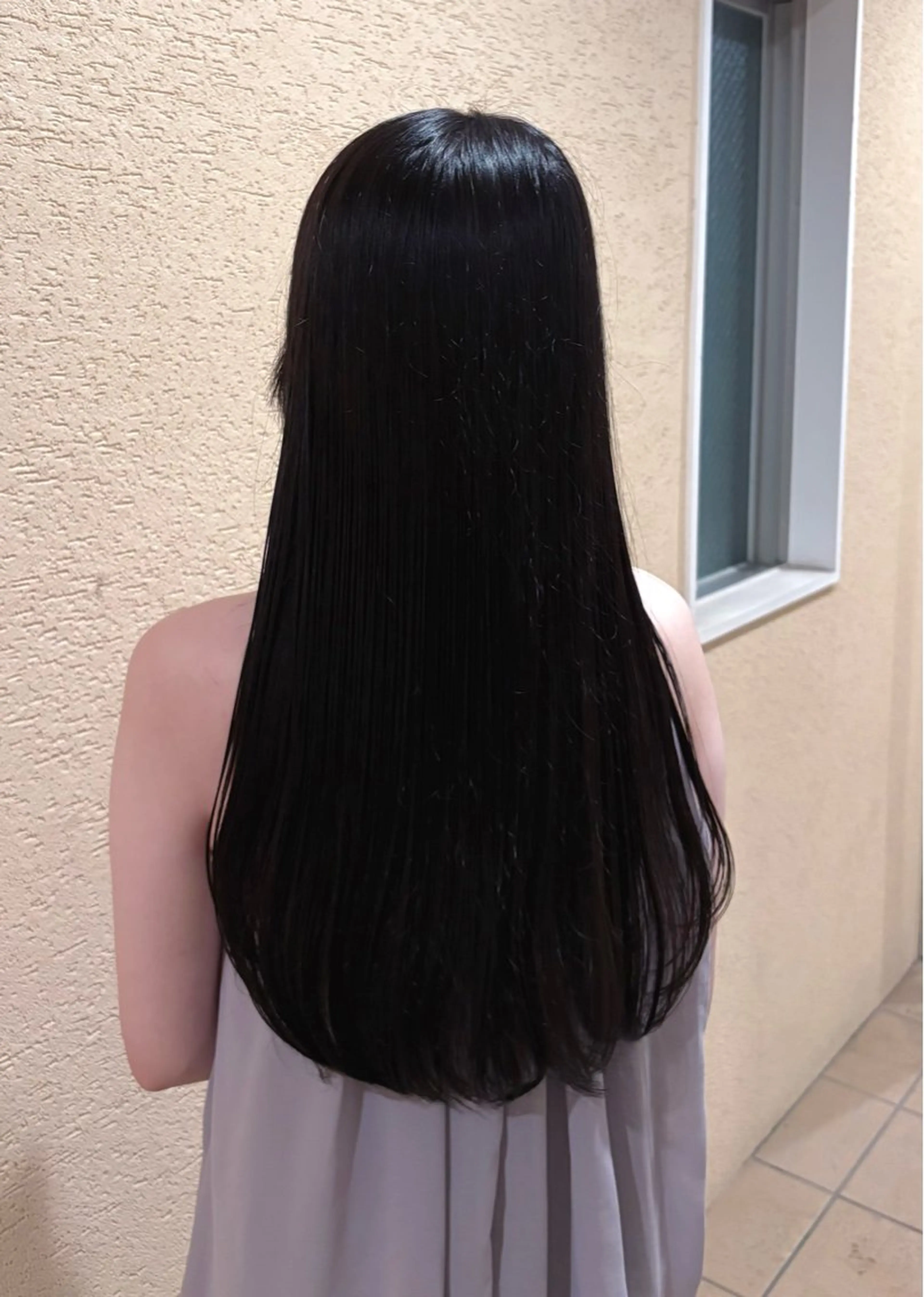 ロング カラー 黒髪 ブルーカラー ブルーブラック 透明感カラー 髪質改善 ヘアカラー トリートメント rina/似合わせ/ 艶髪カラー/髪質改善のヘアスタイル