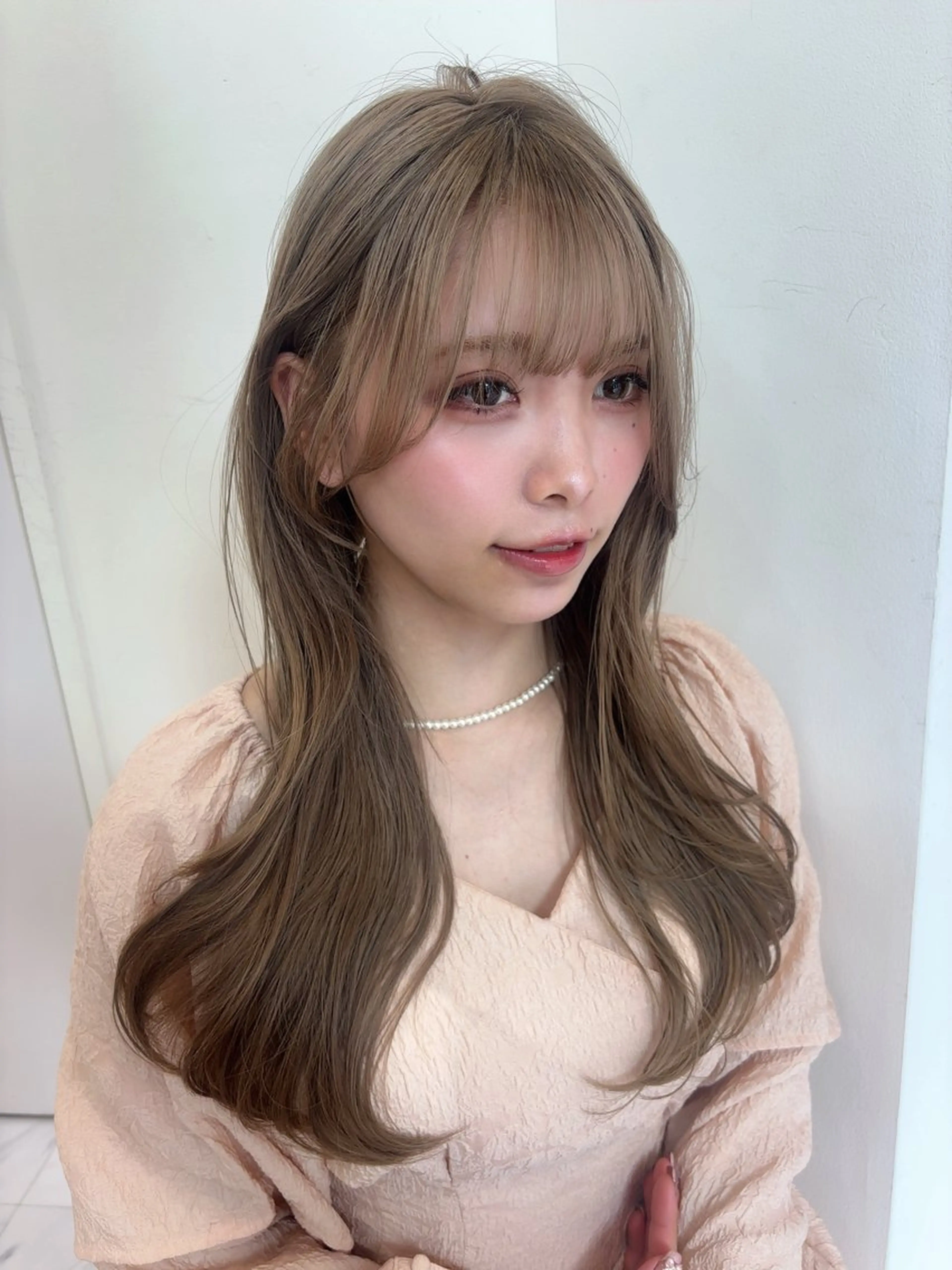 ロング カラー ベージュカラー 透明感カラー 韓国風ヘア レイヤーカット ロング カット ヘアカラー 🌟TOSHI/透明 感カラー/ショートのヘアスタイル