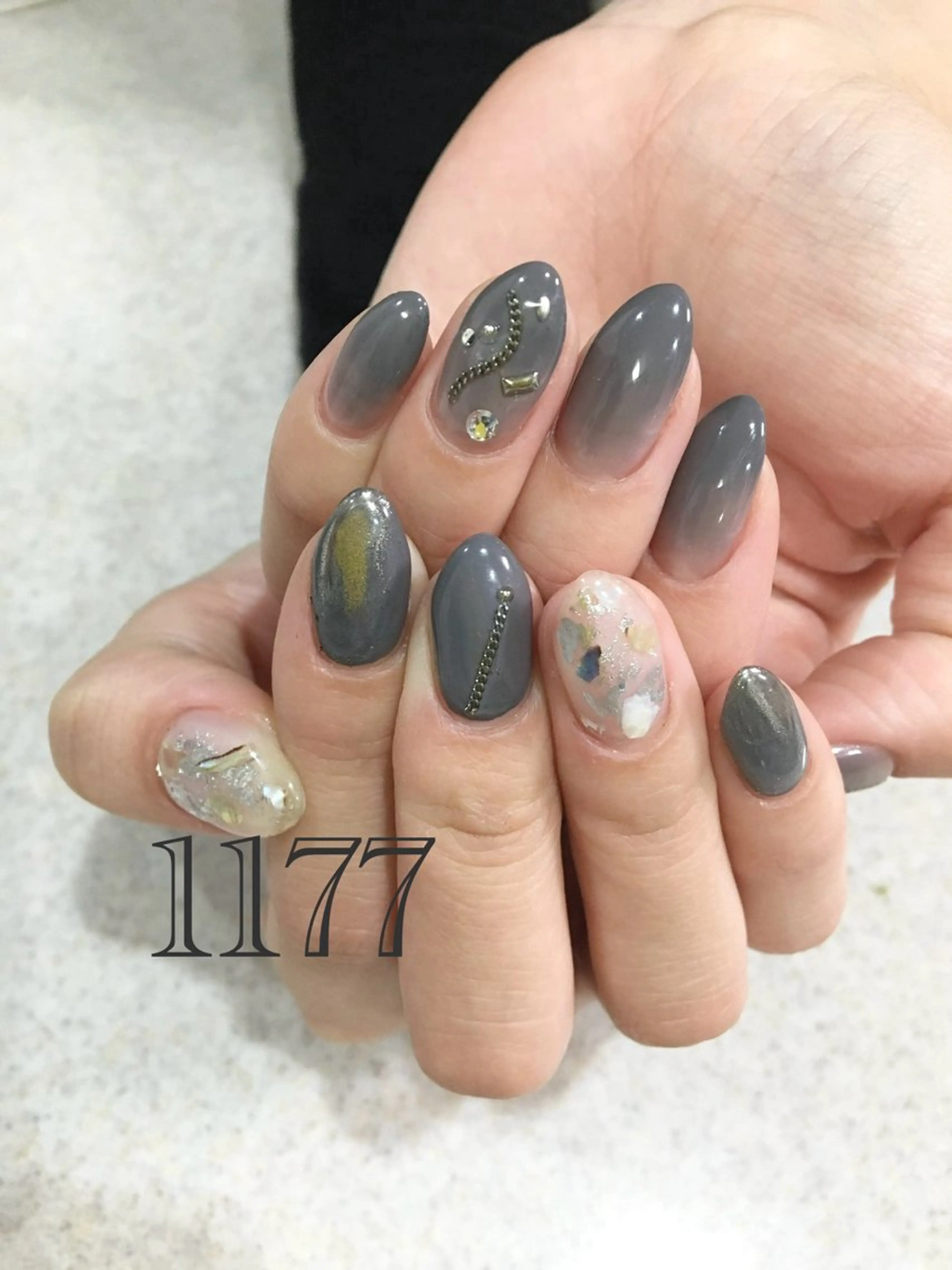 ネイル ハンドネイル nailsalon 1177のネイルデザイン