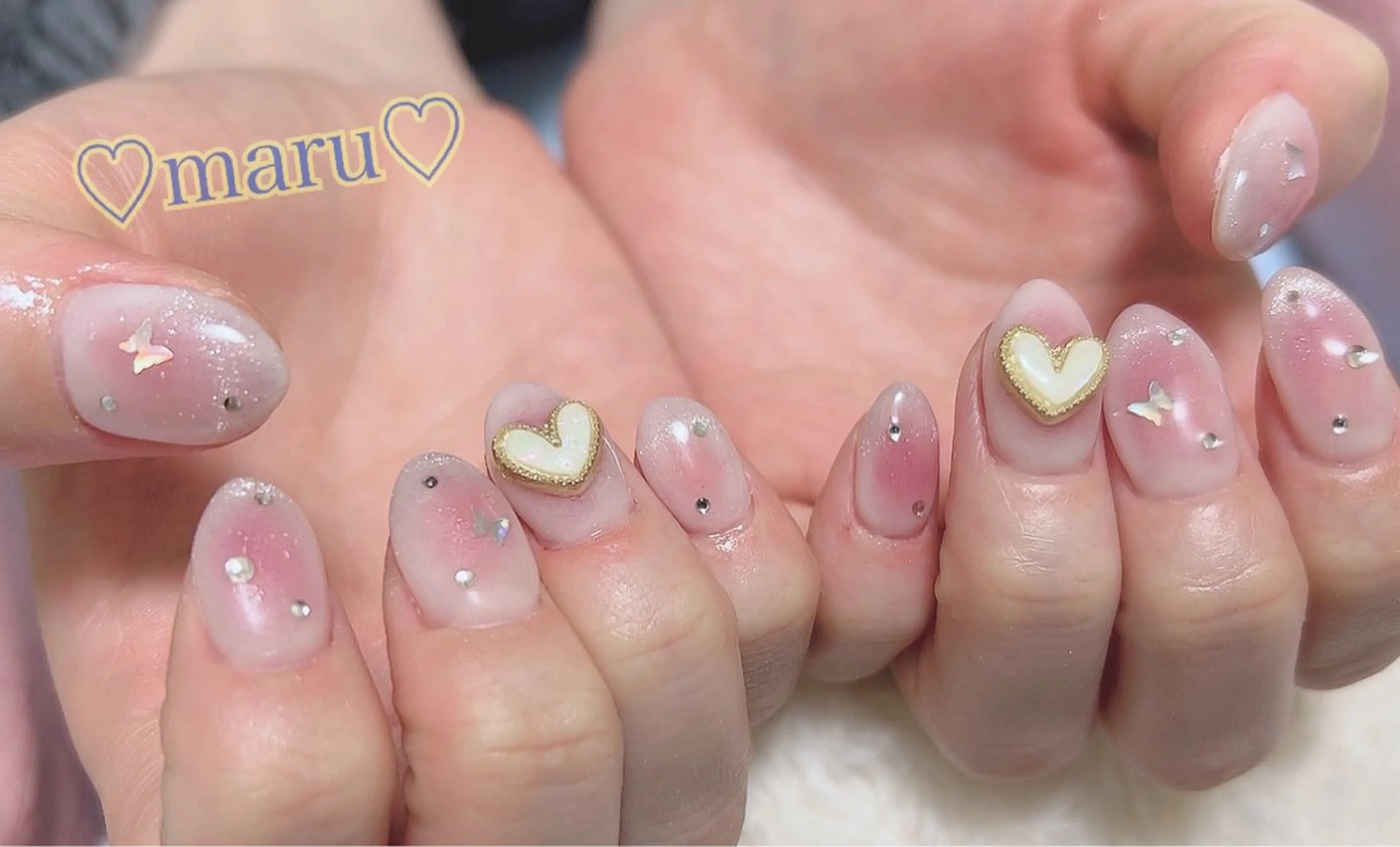 ネイル ハンドネイル フットネイル まるみ ♡のネイルデザイン