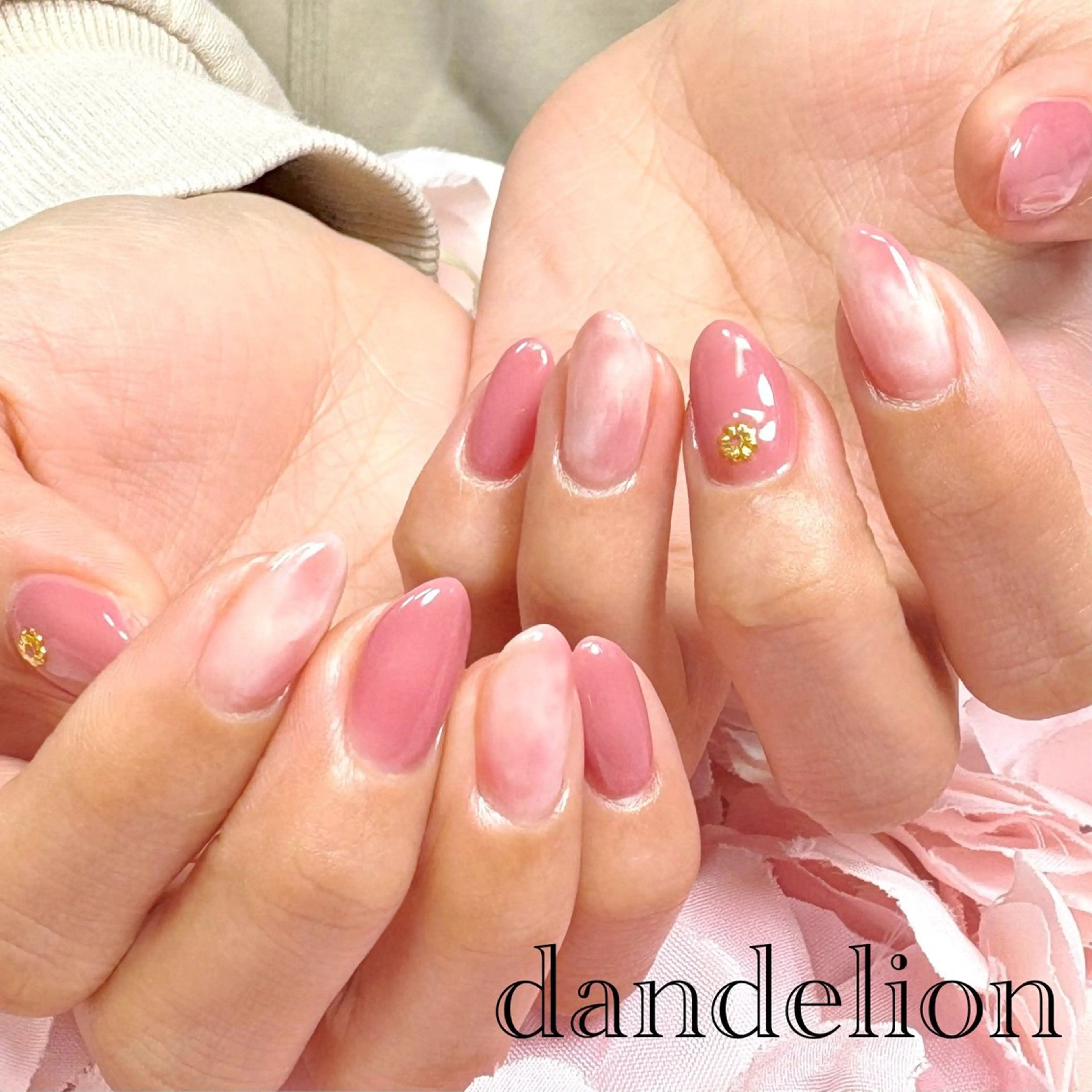 ネイル ハンドネイル ハンドケア dandelion ダンデライオンのネイルデザイン