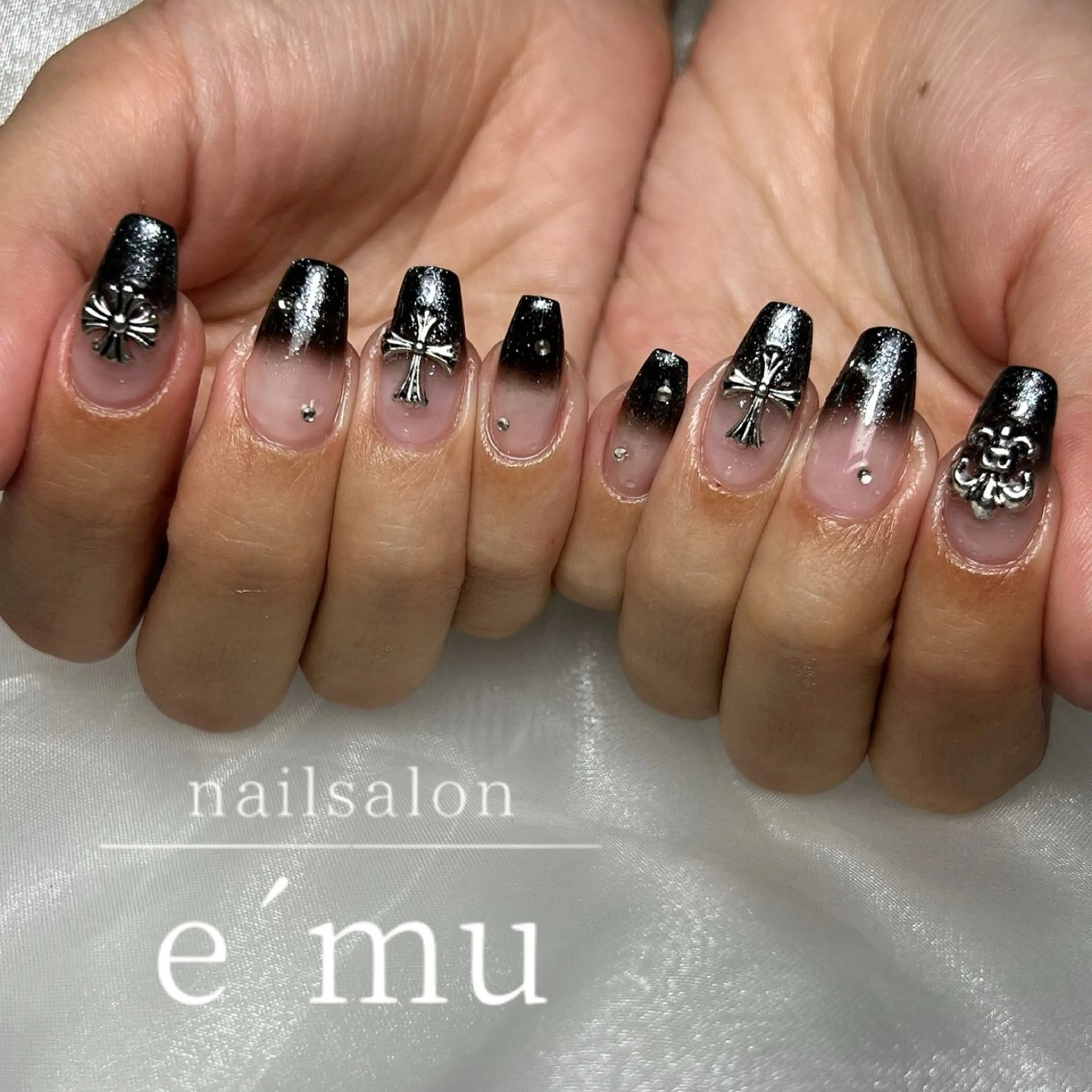 ネイル ラメ(グリッター) ハンドネイル nailsalon e´muのネイルデザイン