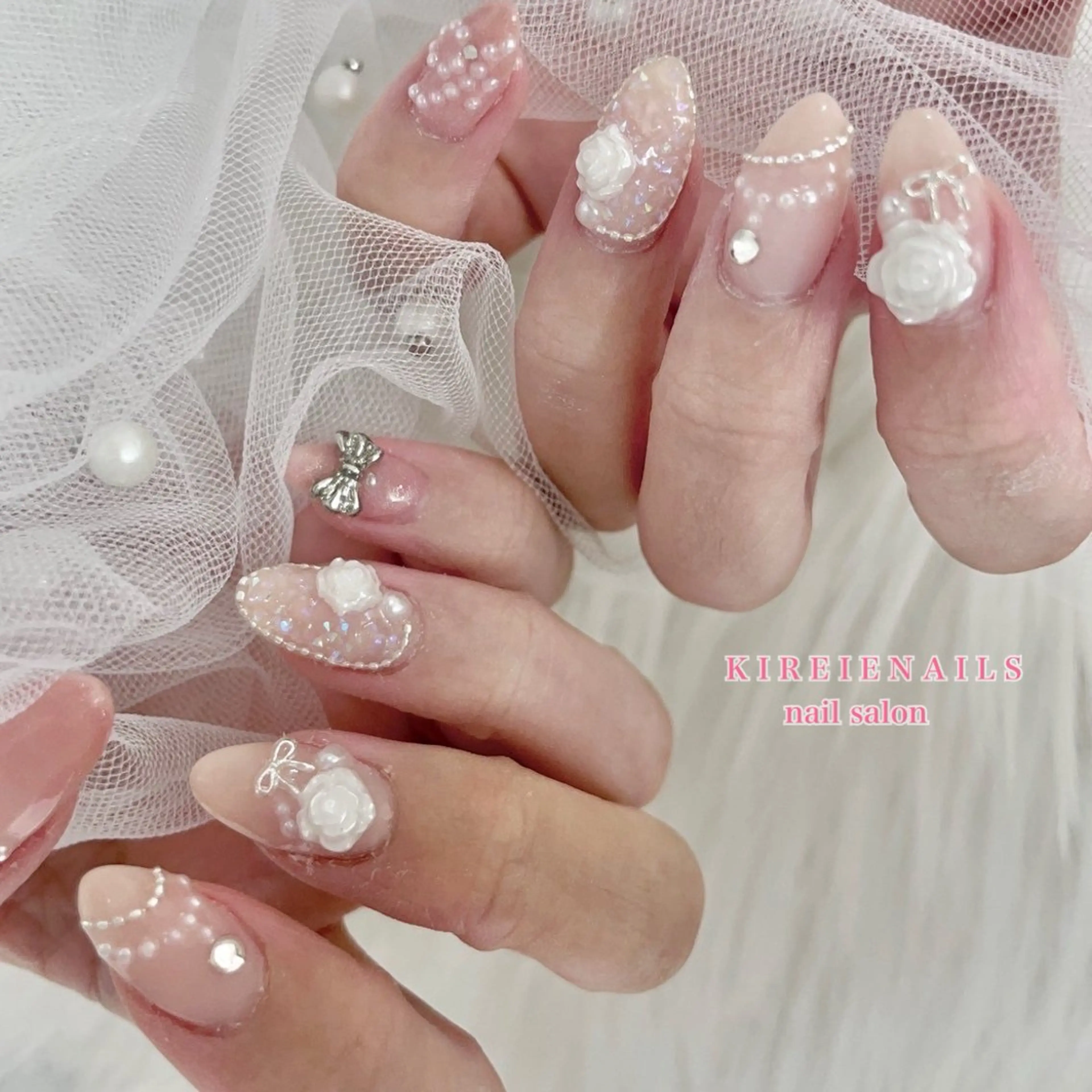 ネイル 持ち込み ブライダルネイル ホワイト ono megumiのネイルデザイン