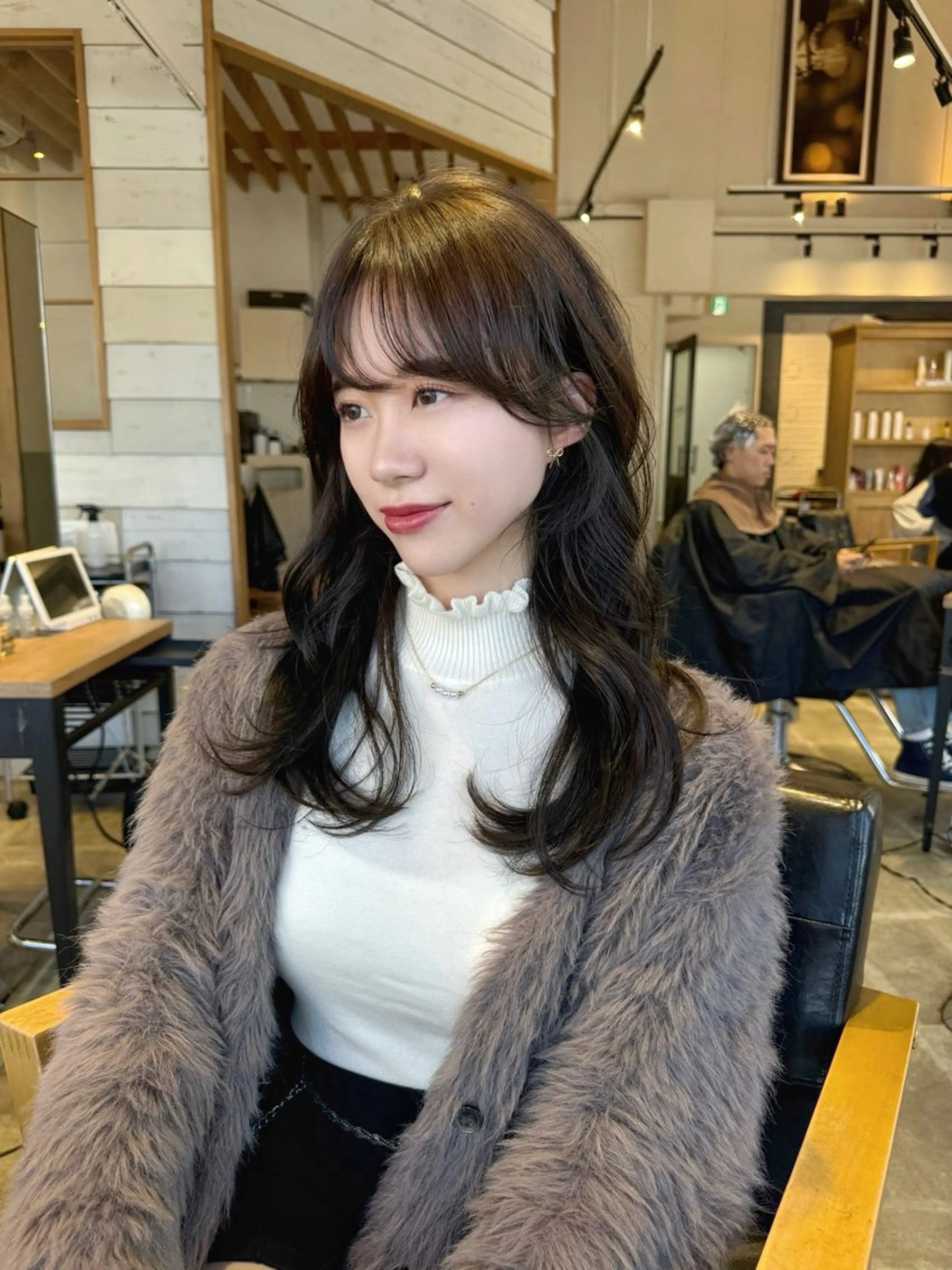 ロング カット ヘアカラー ヘッドスパ La Bonheur hair reve 池袋西口所属・コテ巻き風パーマ /志村大成のヘアスタイル