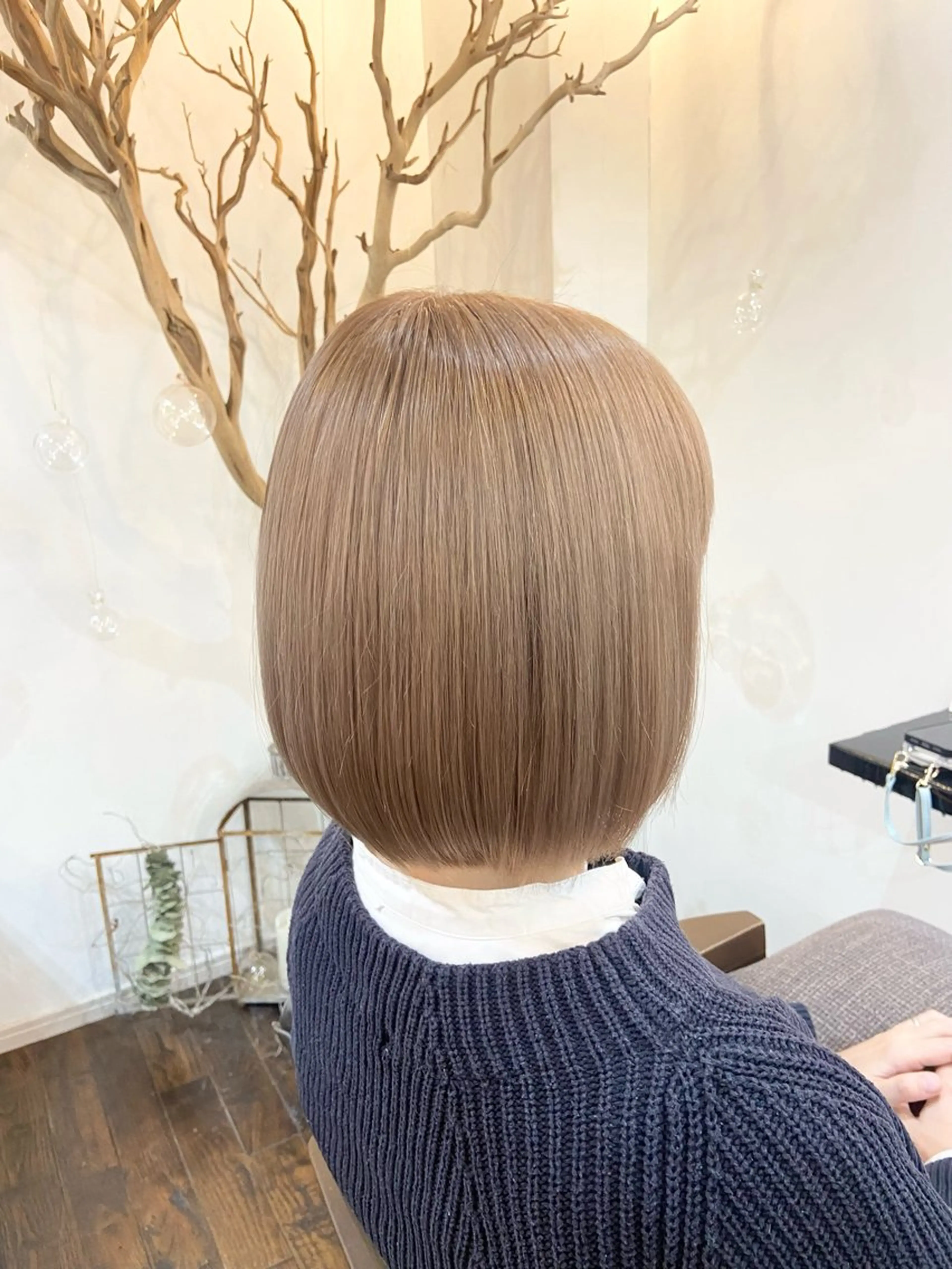 カット+ケアブリーチ2回+カラー+1stepトリートメントの写真