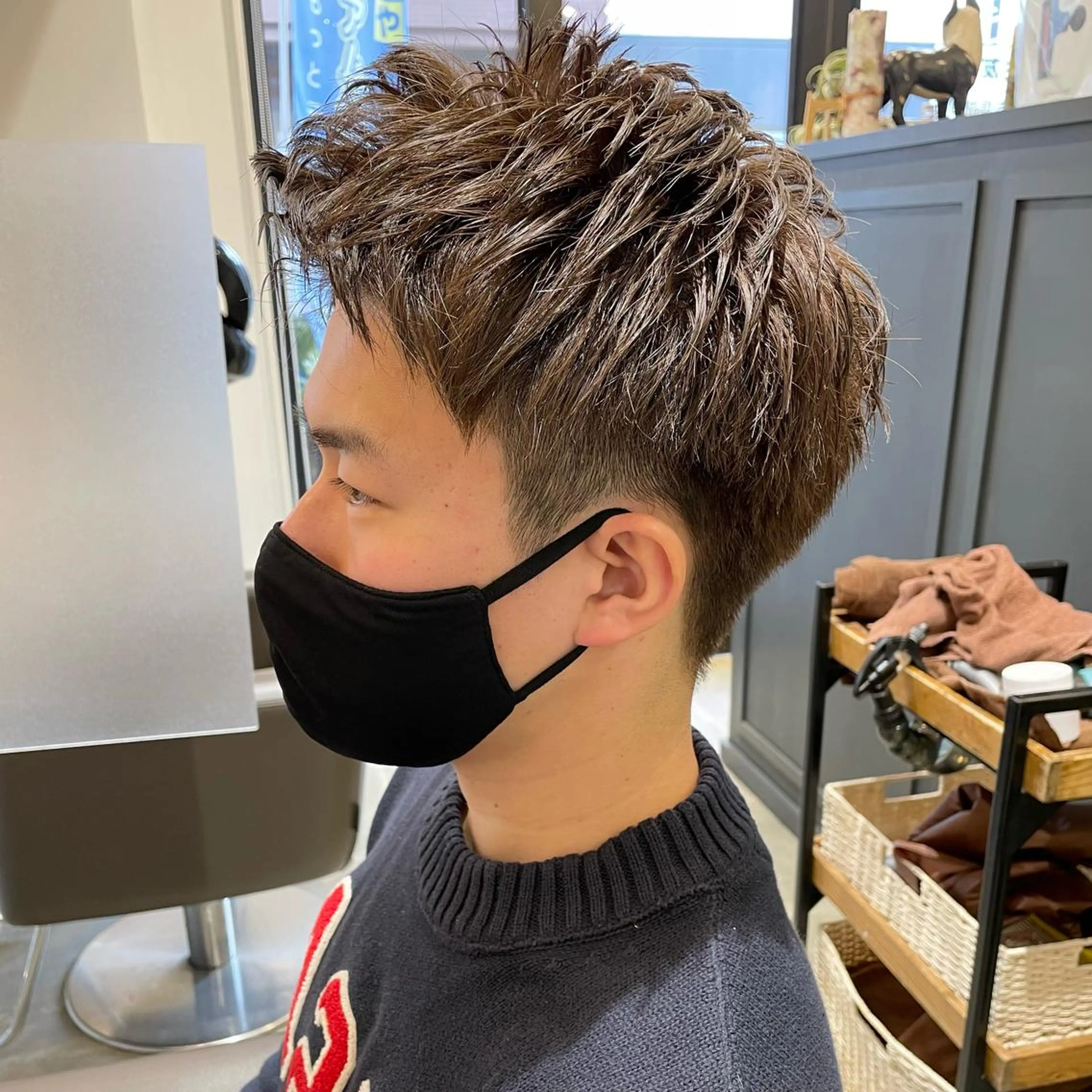 メンズ 葵/レイヤーカット/ 韓国風/透明感カラーのヘアスタイル