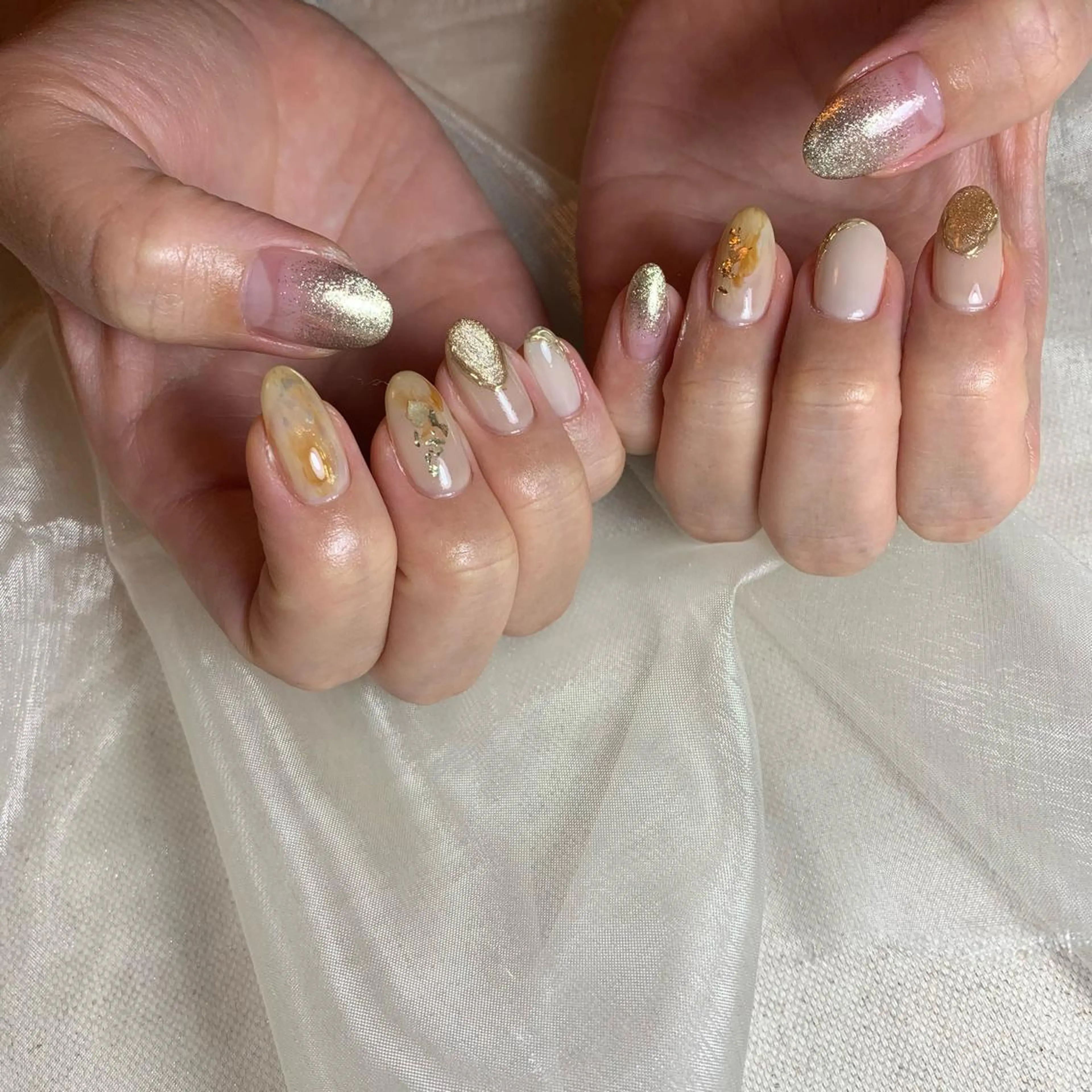 ネイル ハンドネイル repos~ルポ~所属・里見 麗のネイルデザイン