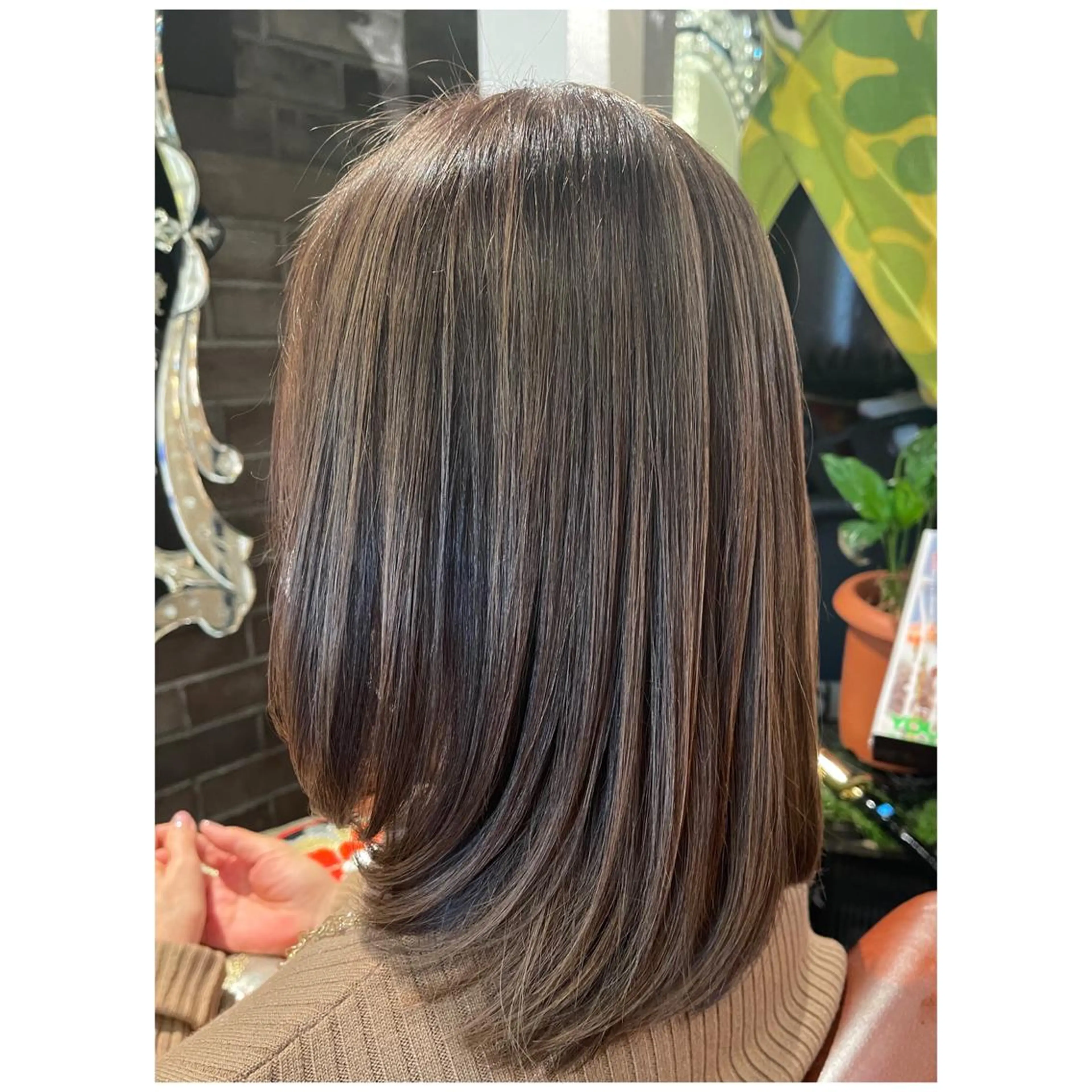 ショート ハイライト ヘアカラー アフィロス所属・五十嵐 舞のヘアスタイル