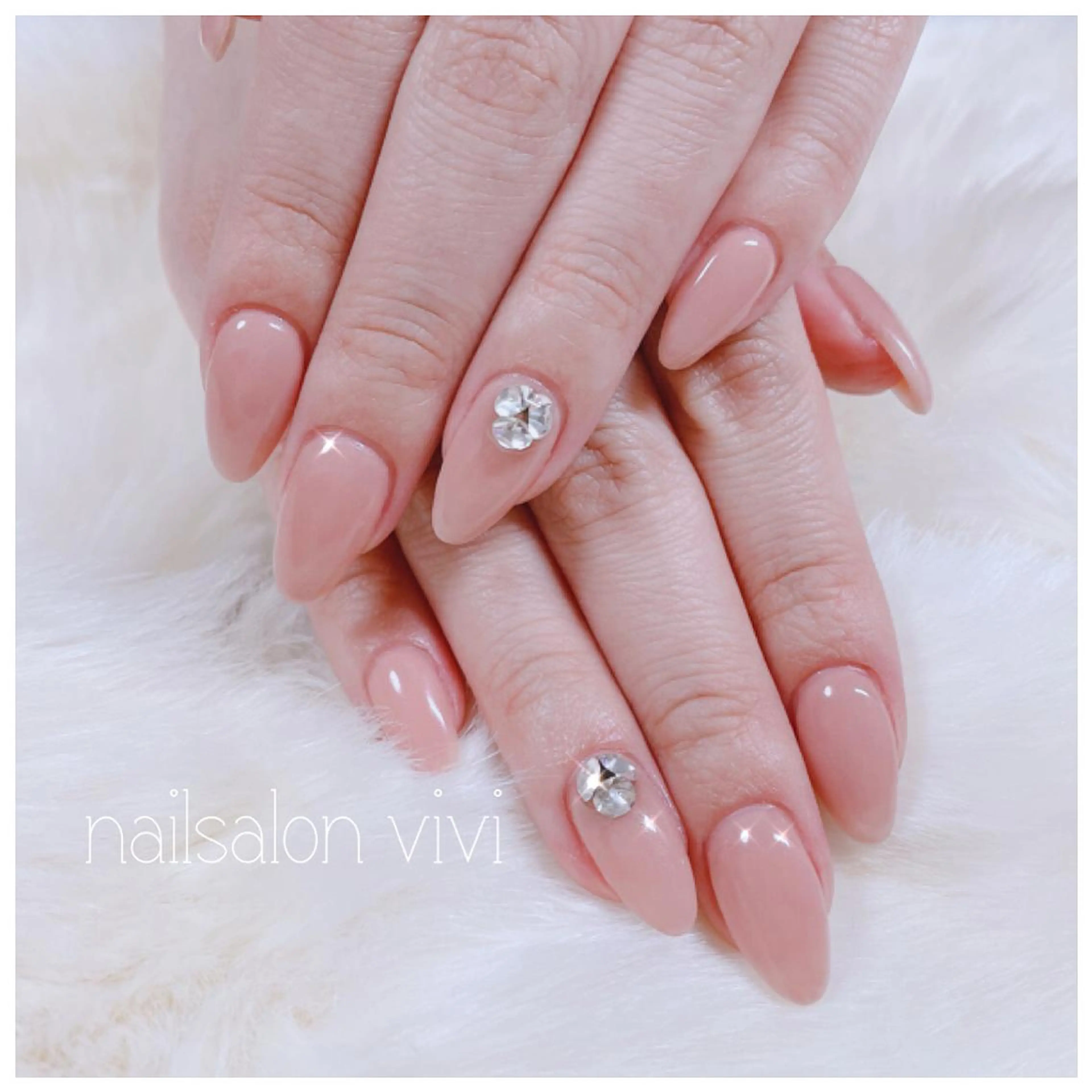 ネイル ＶＩＶＩ nailsalonのネイルデザイン