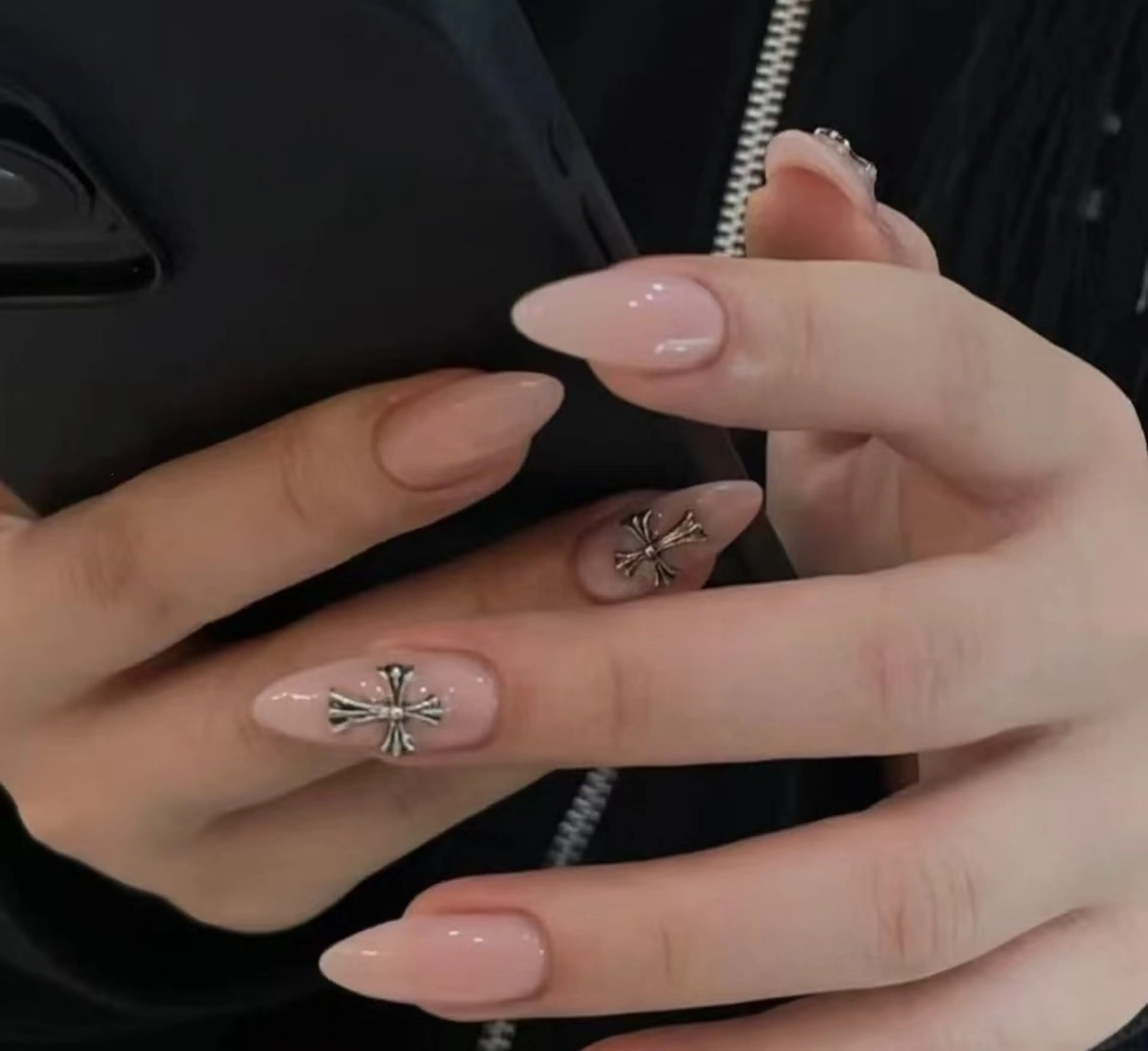 ネイル オーロラネイル フラワーネイル フットネイル フレンチネイル ジェルネイル ハンドネイル BabyYouMi ねねのネイルデザイン