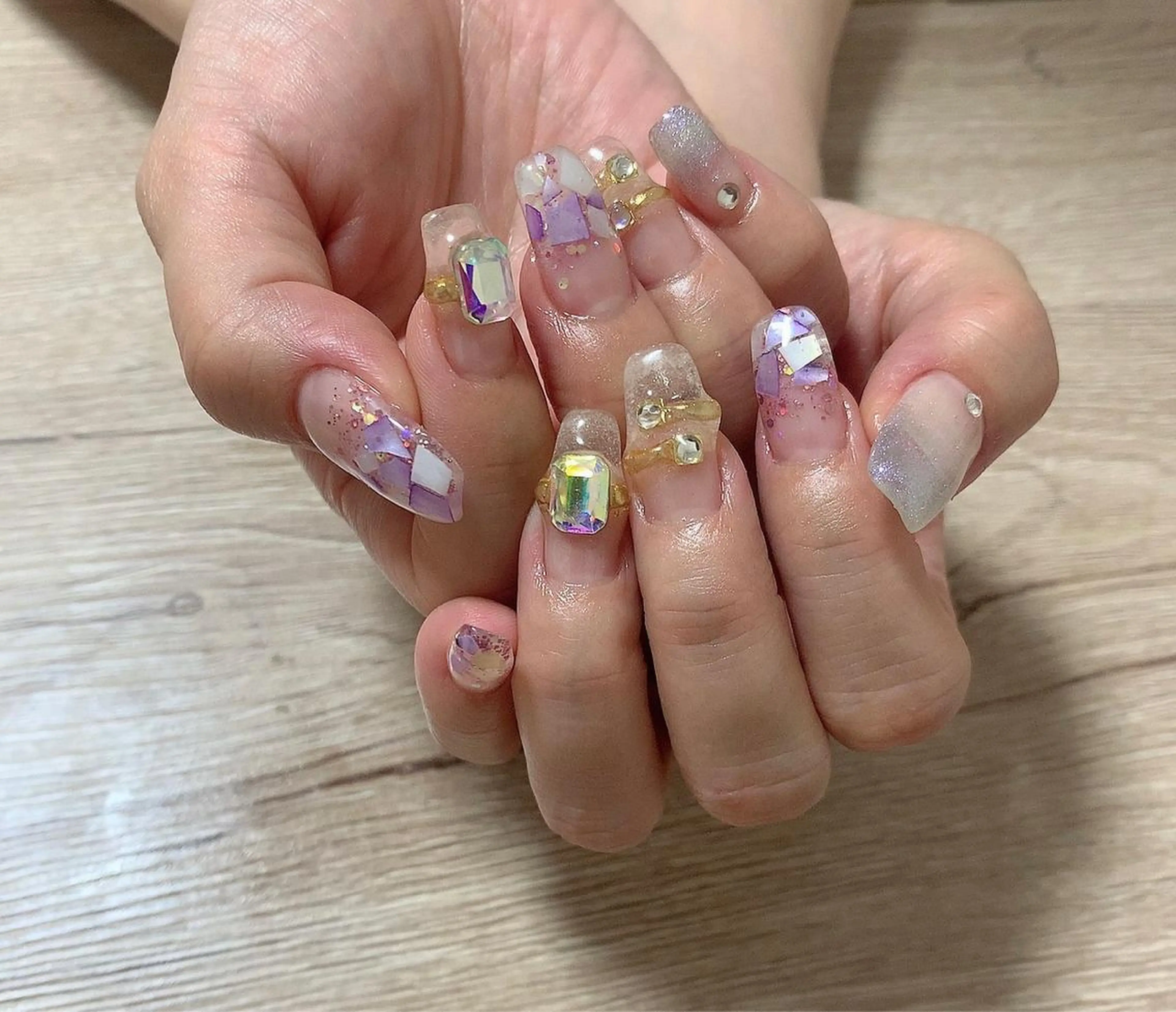 ネイル MINAMI nailsのネイルデザイン