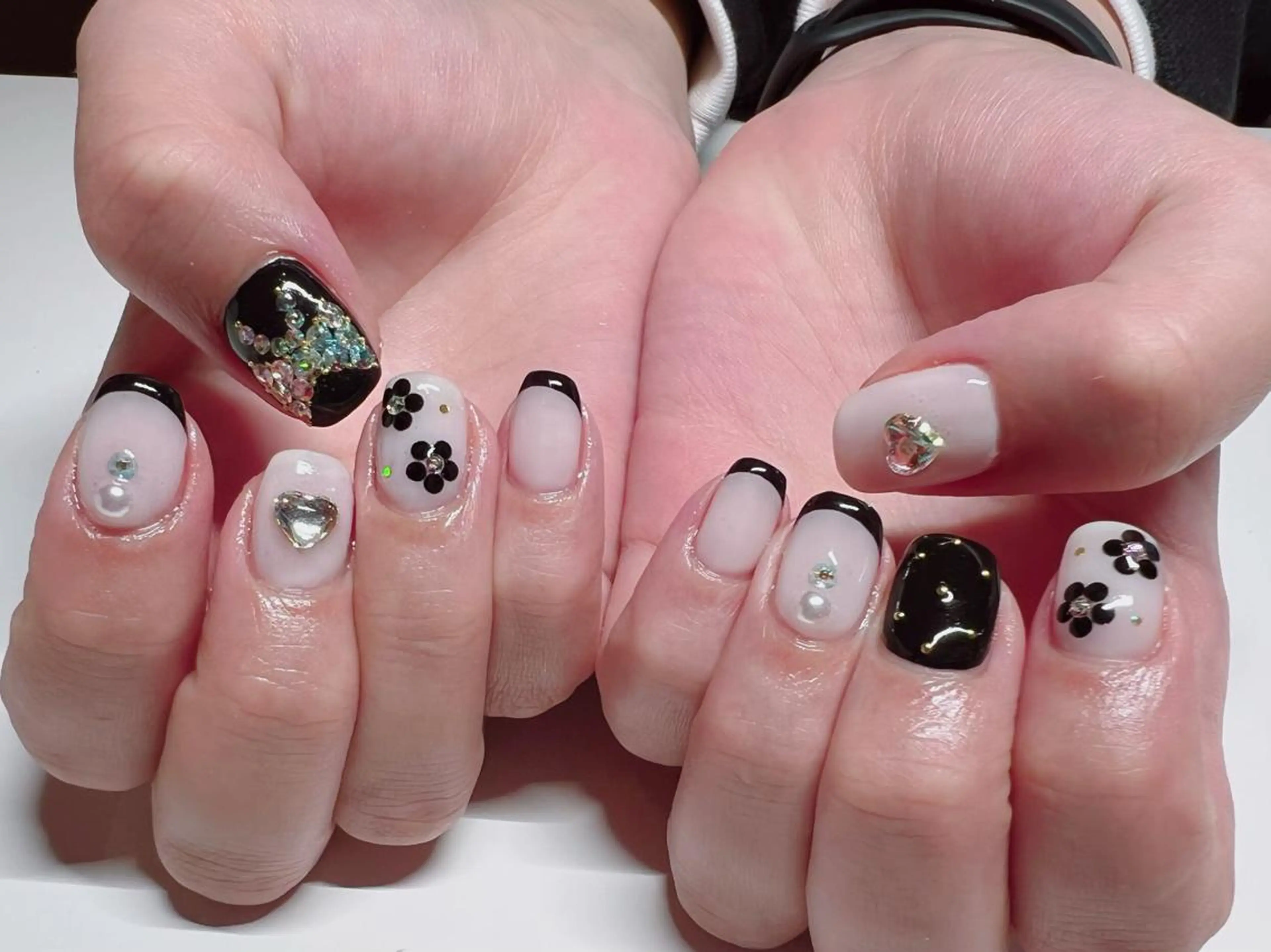 ネイル ハンドネイル IRAS所属・IRAS..nail ＥＲＩＫＡのネイルデザイン