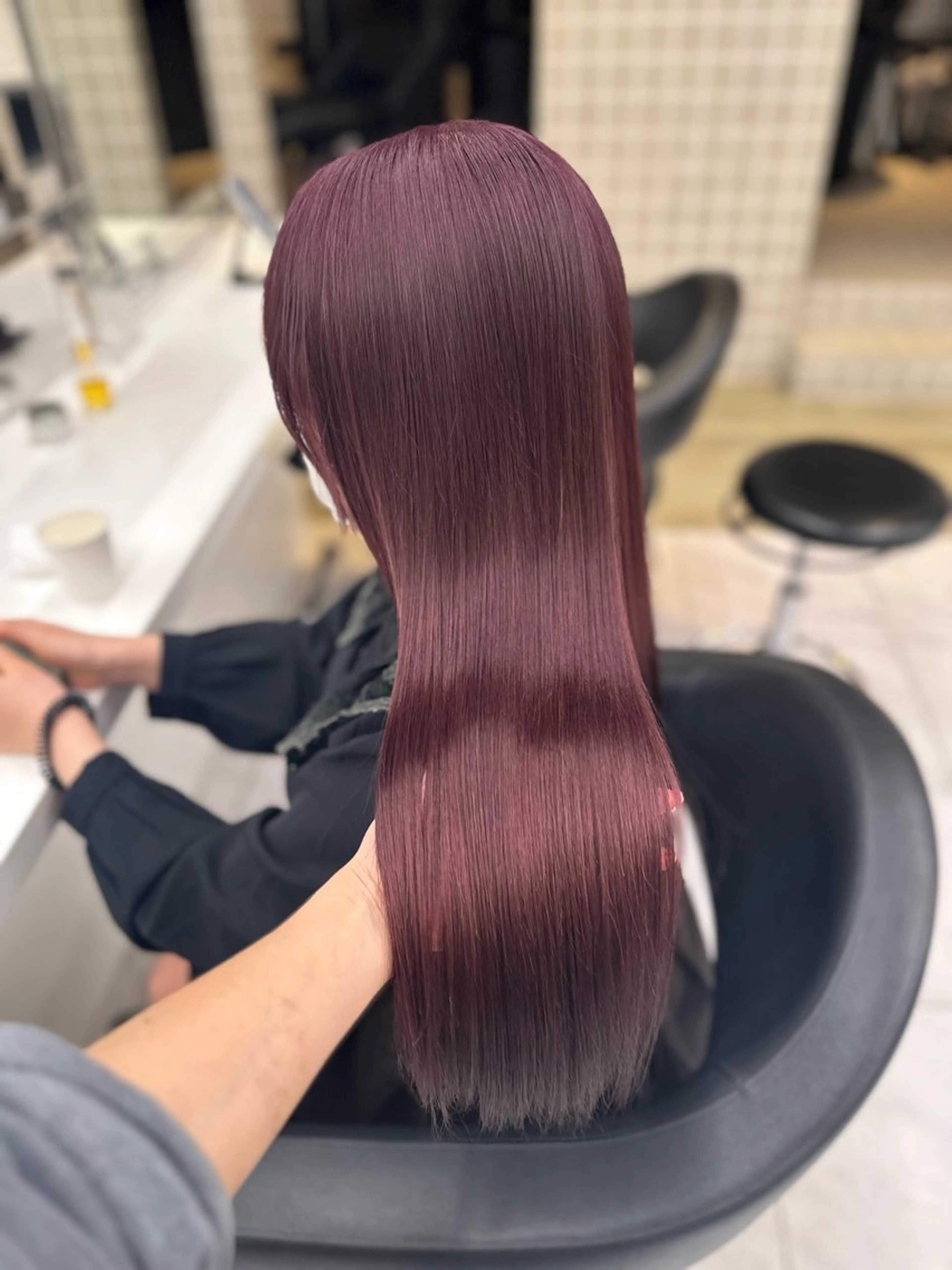 ロング カラー ベージュカラー 黒髪 ブリーチ ブルーカラー ブルーブラック ヘアカラー 🪞ハイトーン🪞 🤍waka🤍のヘアスタイル