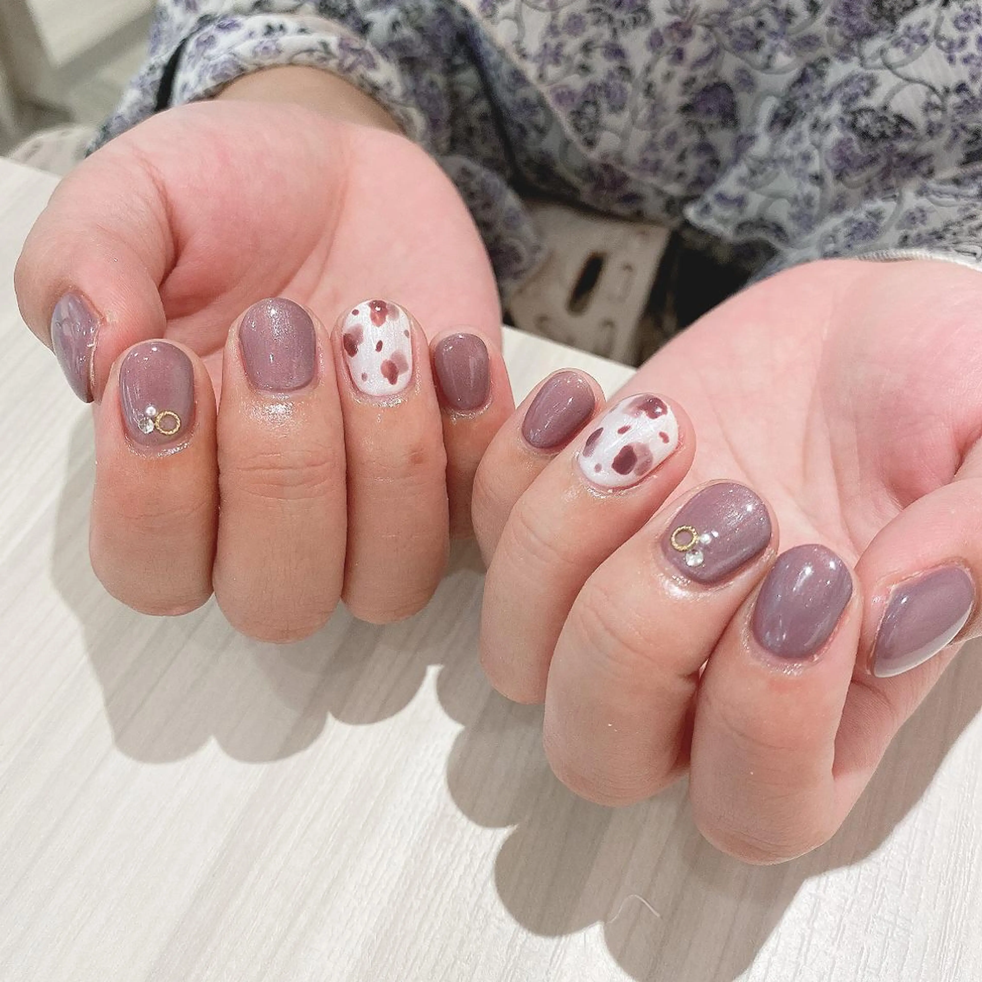 ネイル アニマル柄 アートネイル ブラウン ファストネイル 広島PARCO店のネイルデザイン