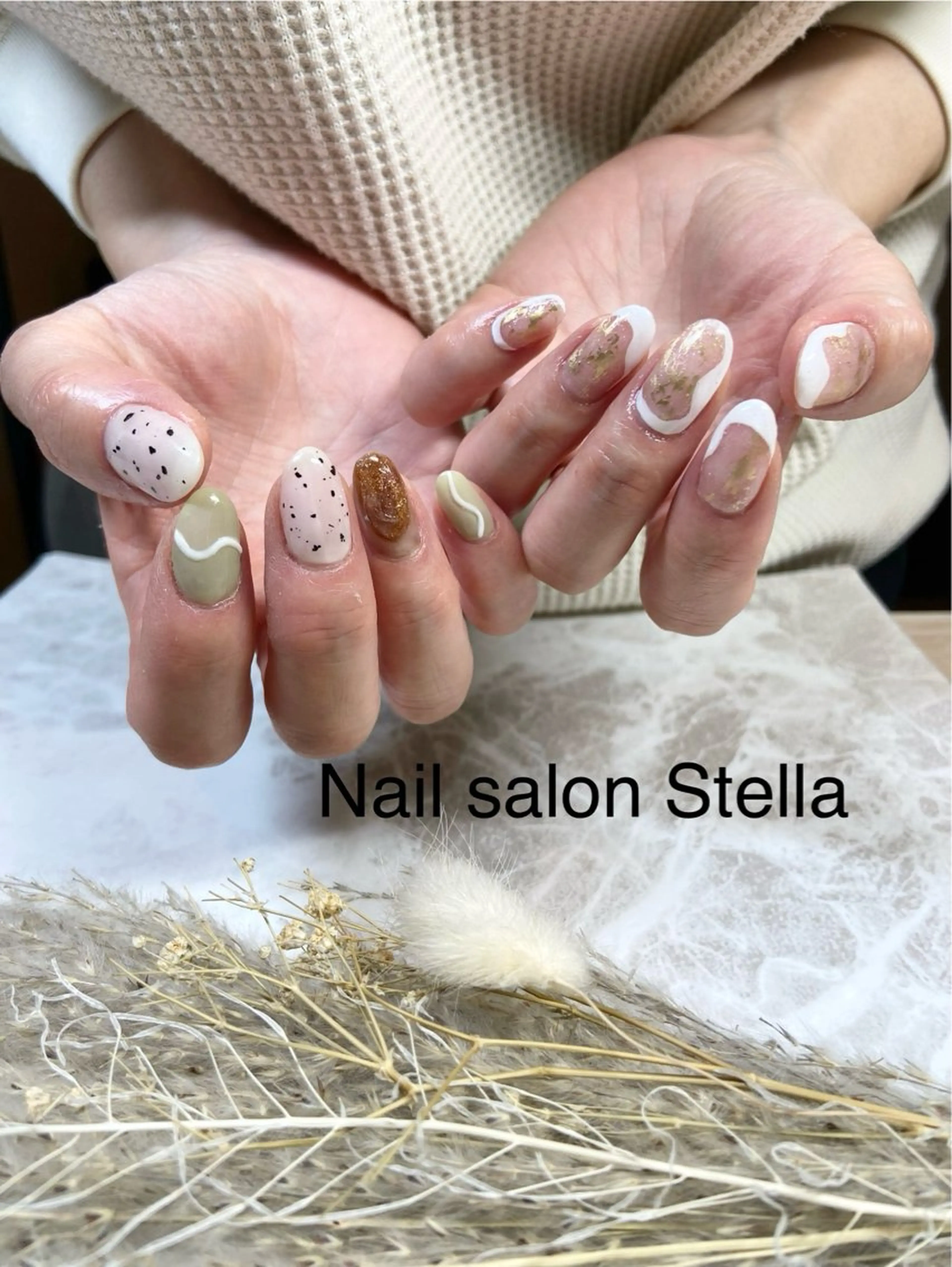 ネイル フレンチネイル ぷっくりネイル ハンドネイル ネイルサロン ステラのネイルデザイン