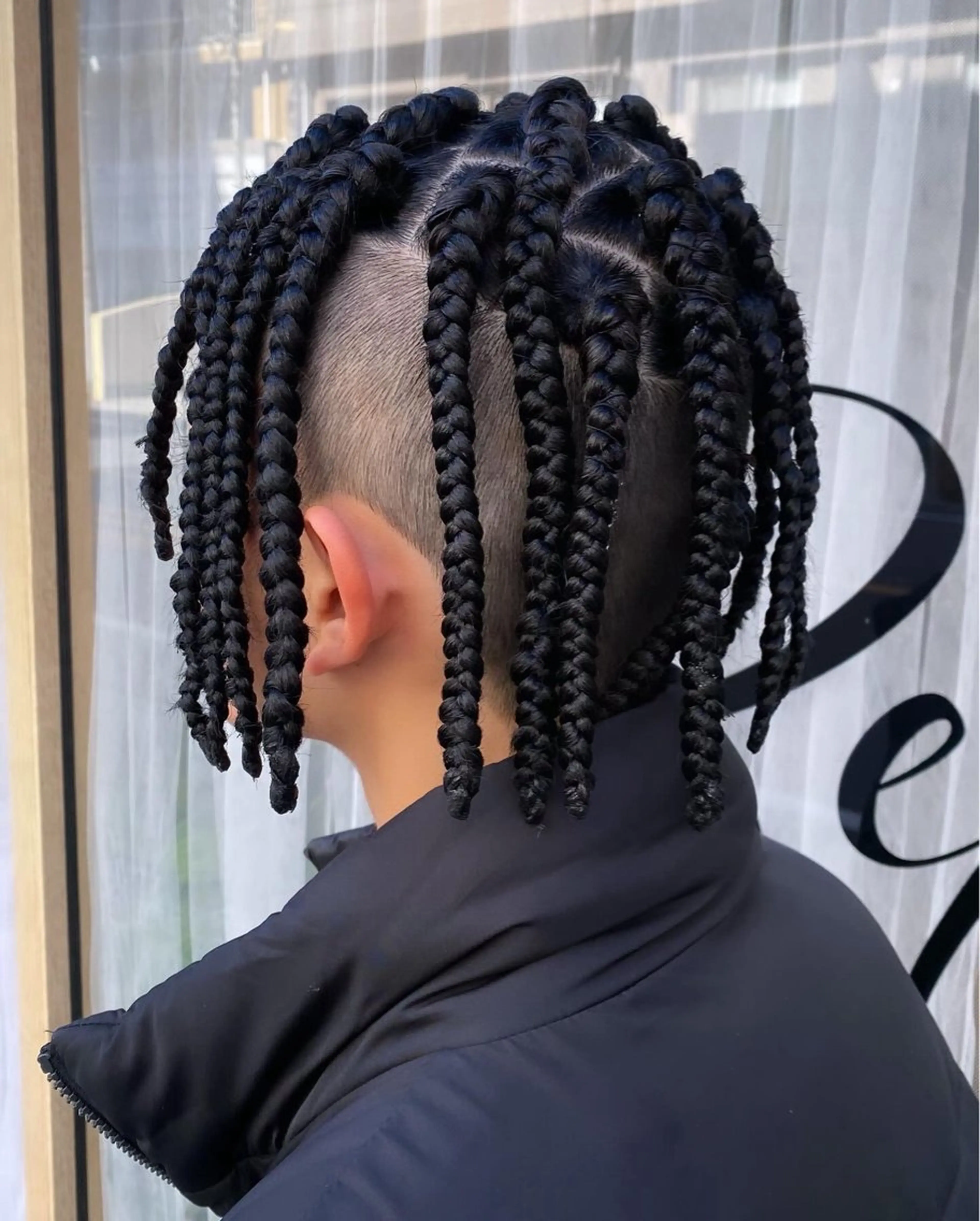 ショート ヘアアレンジ メンズ 刈り上げ エクステ Repos by moi所属・RINA/特殊ヘア/ 高発色ワンカラーのヘアスタイル