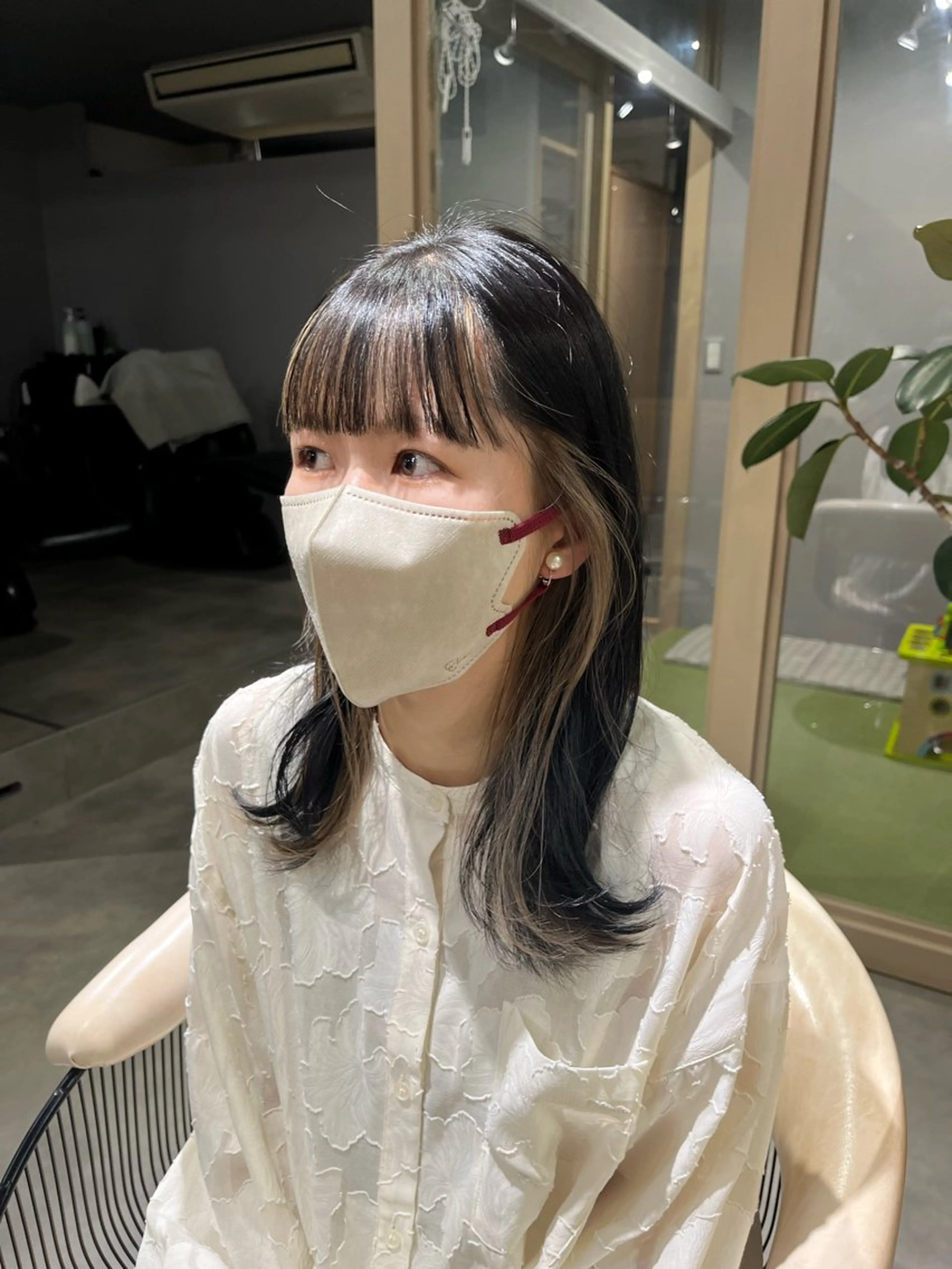 セミロング カラー ヘアカラー 310【サンイチマル】所属・透明感ハイトーン🦄 キラ🌈のヘアスタイル