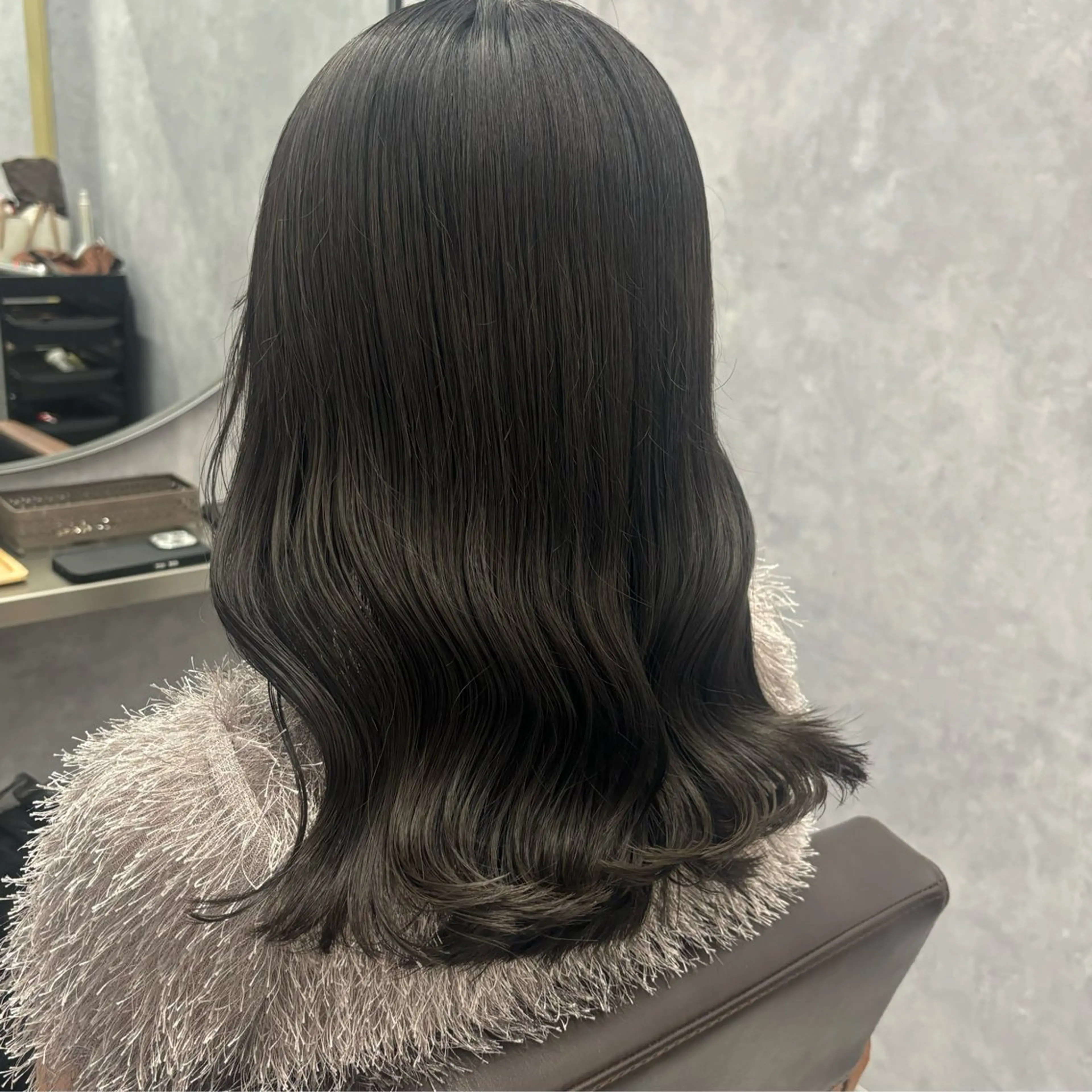 ミディアム カラー カット ヘアカラー NUMBER_ ユイナのヘアスタイル