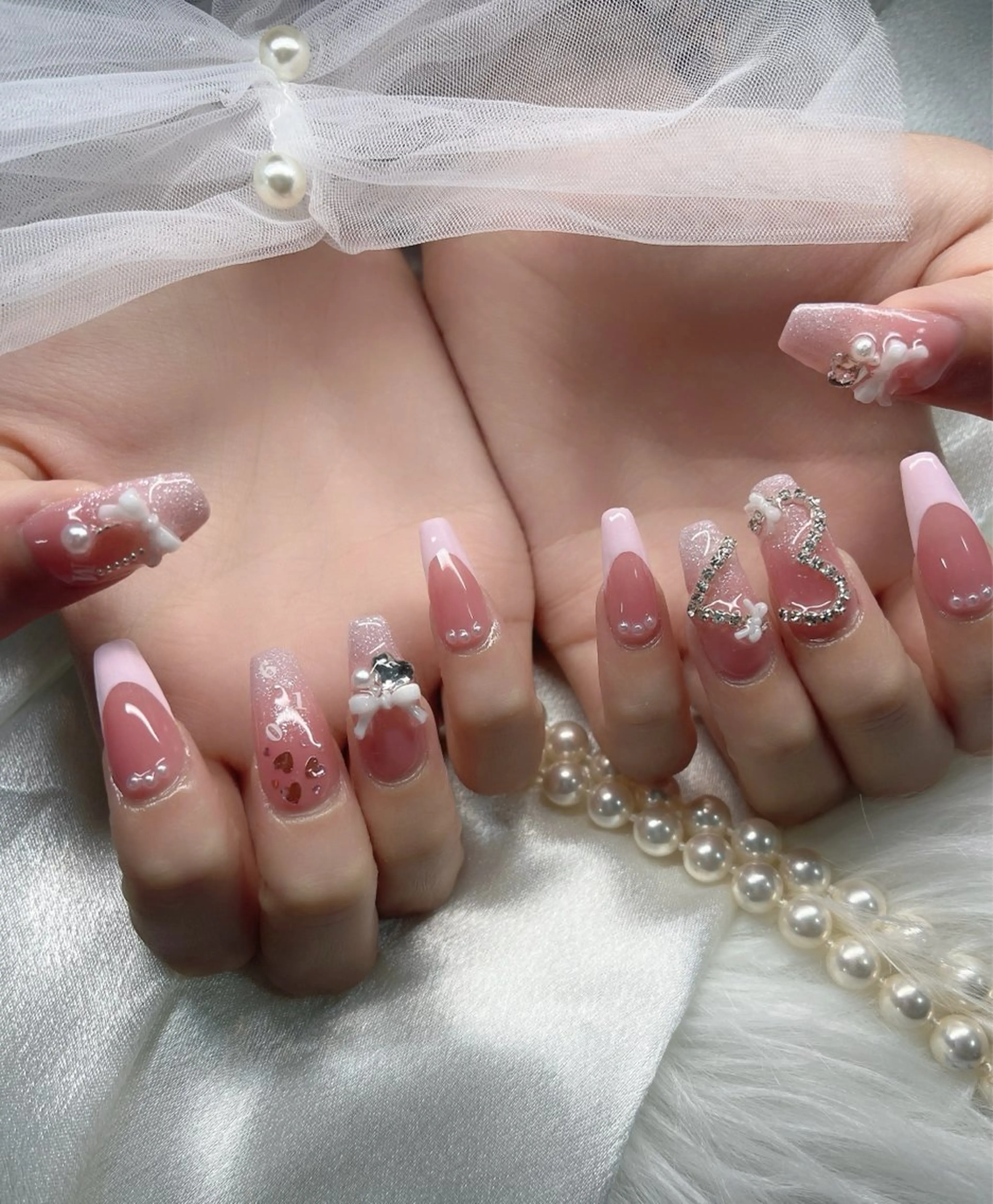 ネイル YOLO NAILのネイルデザイン