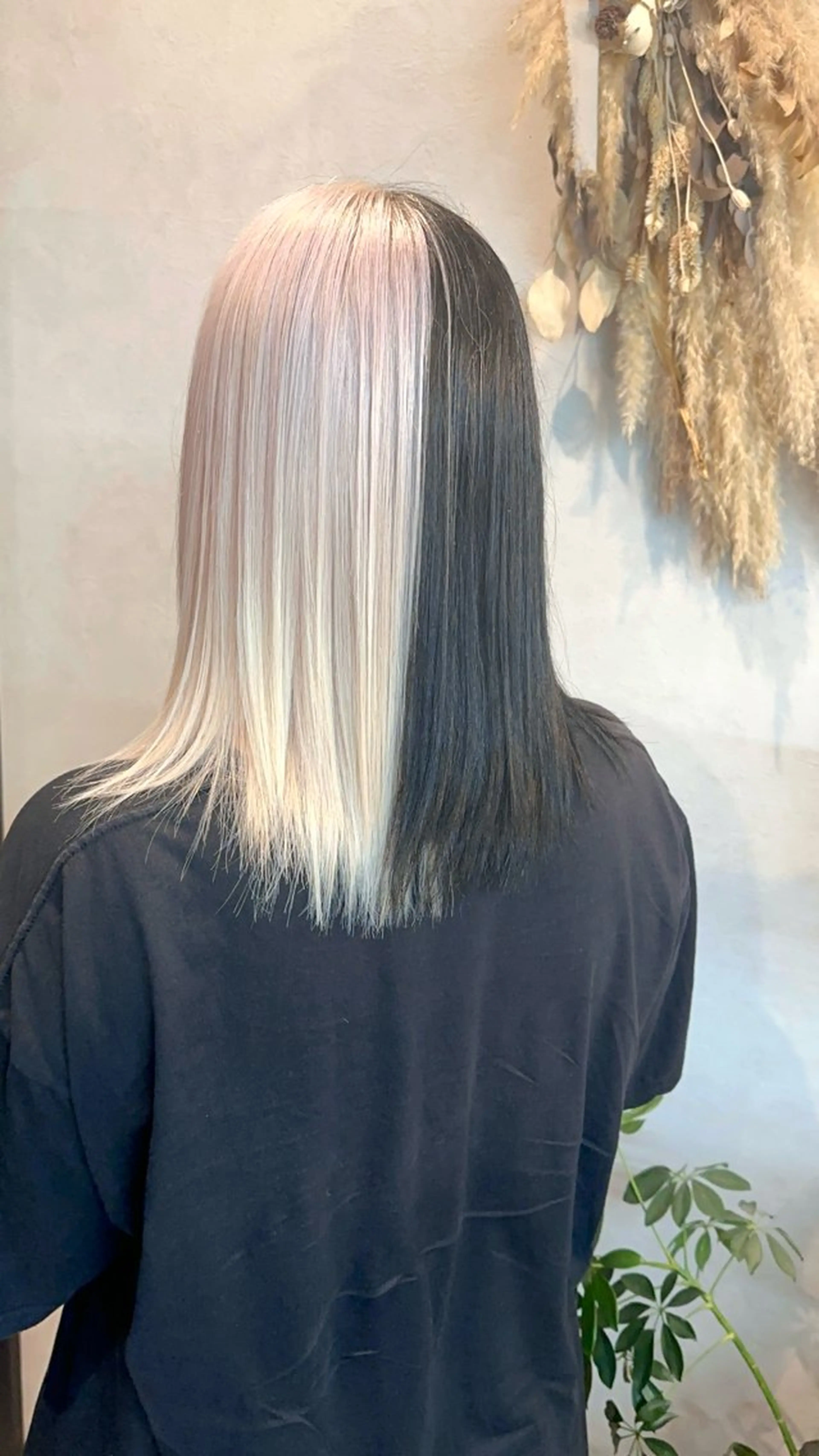 セミロング カラー ヘアカラー 泉水 彩希のヘアスタイル