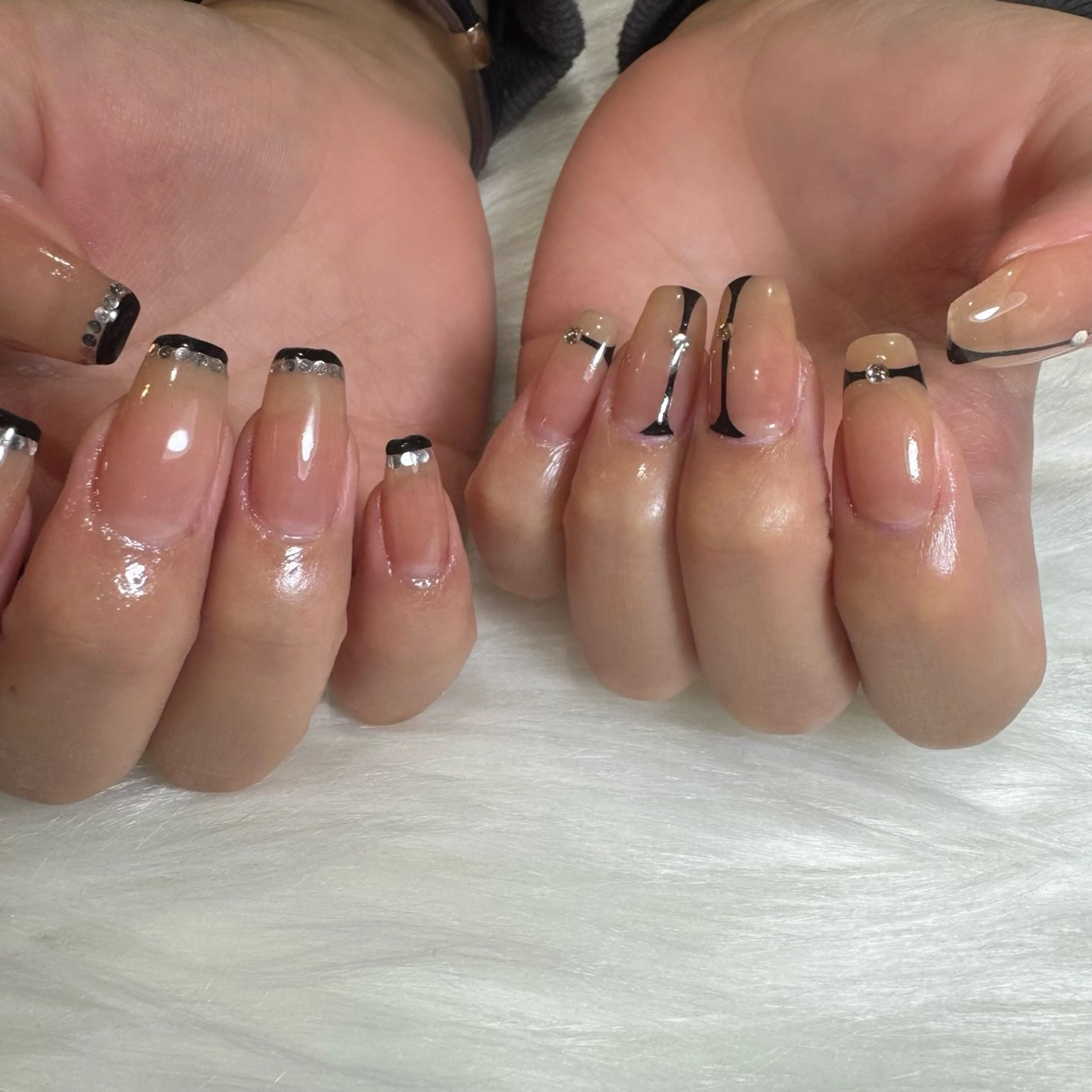 ネイル ハンドネイル Tiara♛ティアラ 山口くるみのネイルデザイン