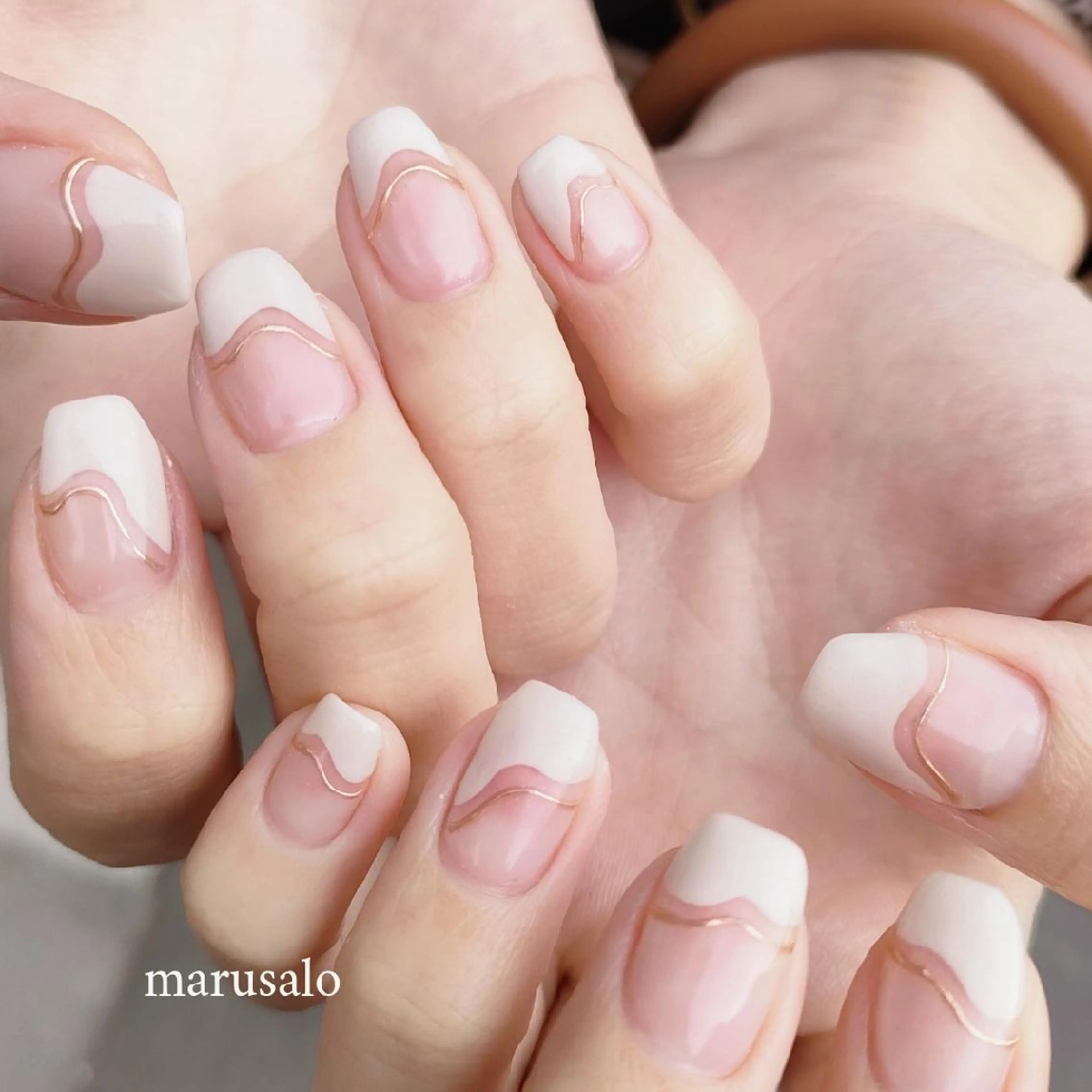 ネイル フレンチネイル ミラーネイル ニュアンスネイル 冬ネイル ハンドネイル marusalo nailのネイルデザイン