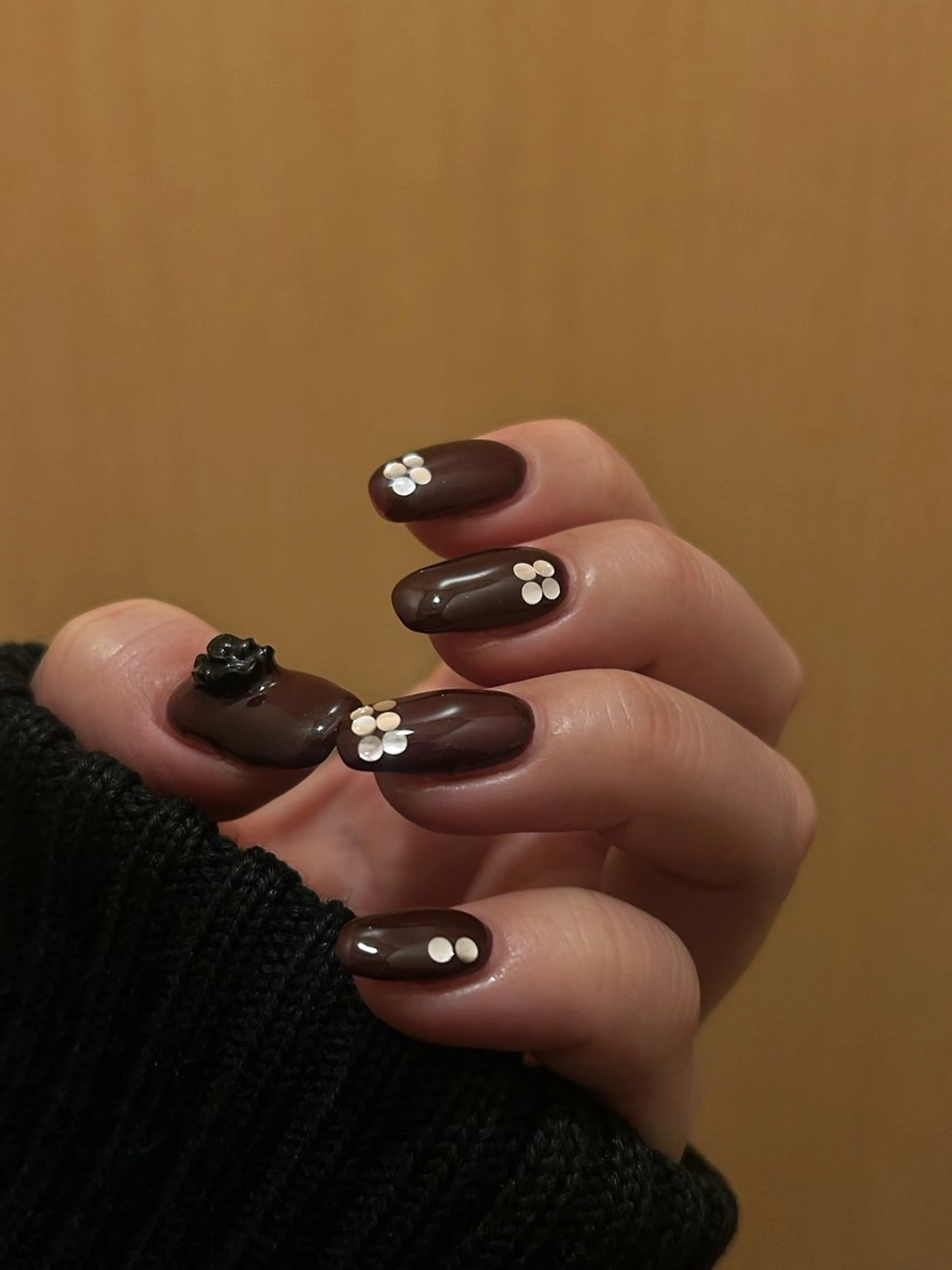 ネイル ハンドネイル 🌟暖色系ハイトーン 🌟AIのヘアスタイル