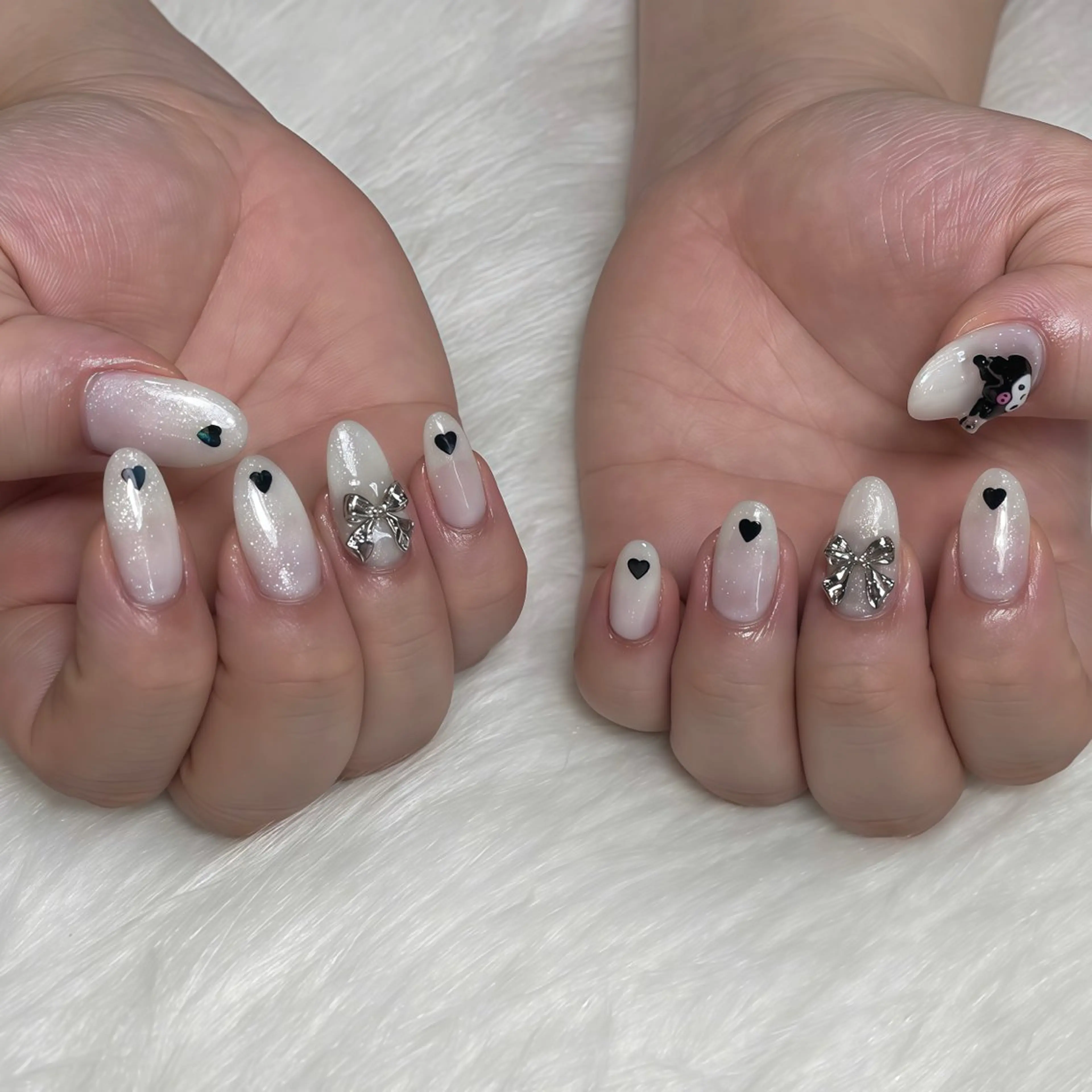 ネイル ストーンネイル ハンドネイル The 1989 Nail Salonのネイルデザイン