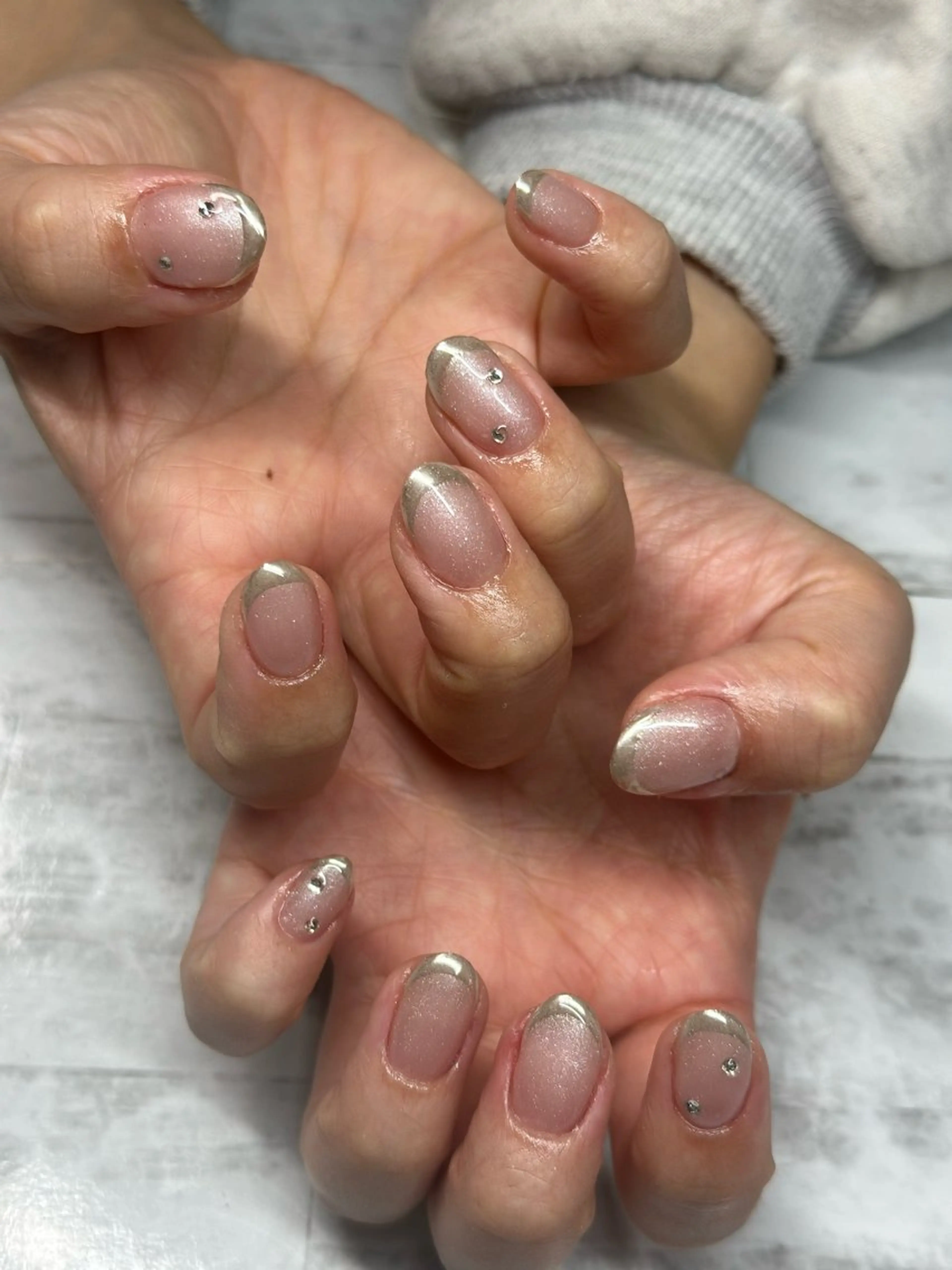 ネイル シャインネイル所属・伊藤 くるみのネイルデザイン