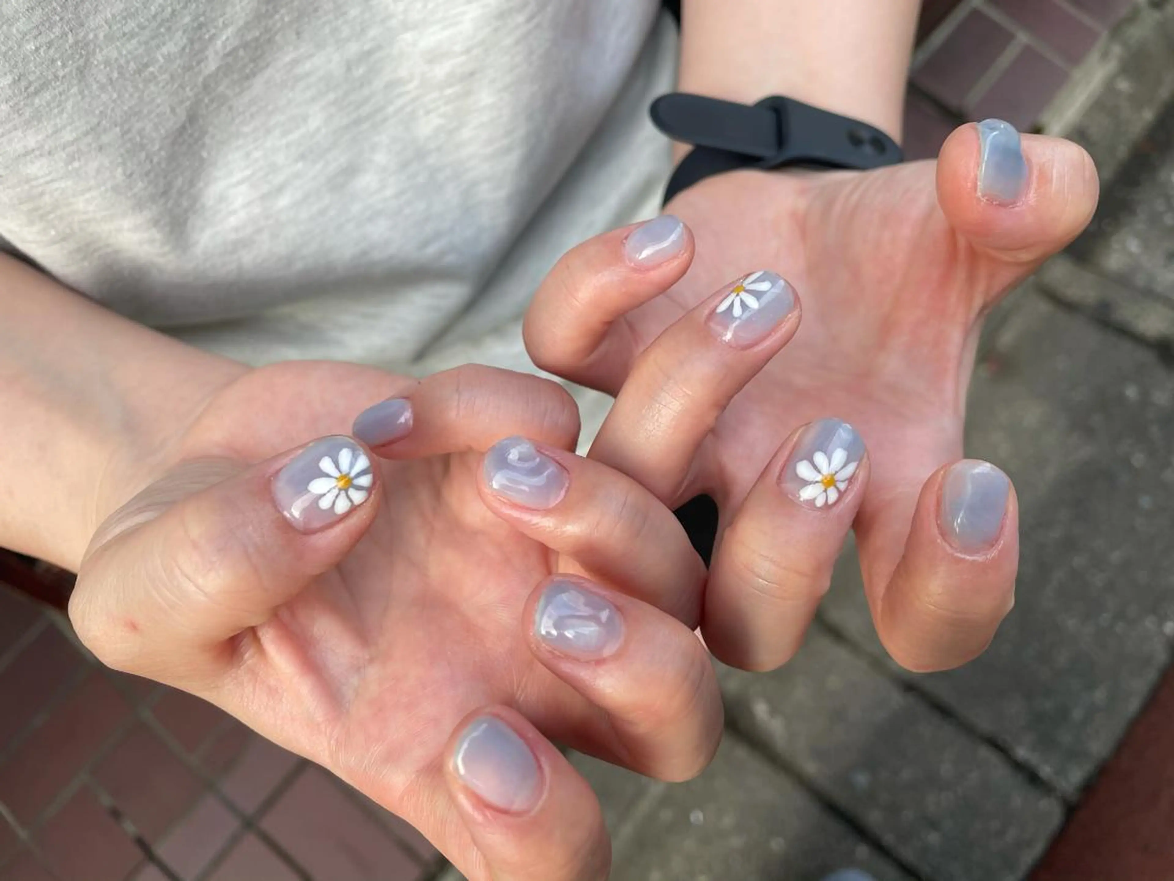 ネイル ハンドネイル ハンドケア R'well所属・はばすみれ🎀ﾈｲﾙ 光ﾌｪｲｼｬﾙ ﾍｱのネイルデザイン